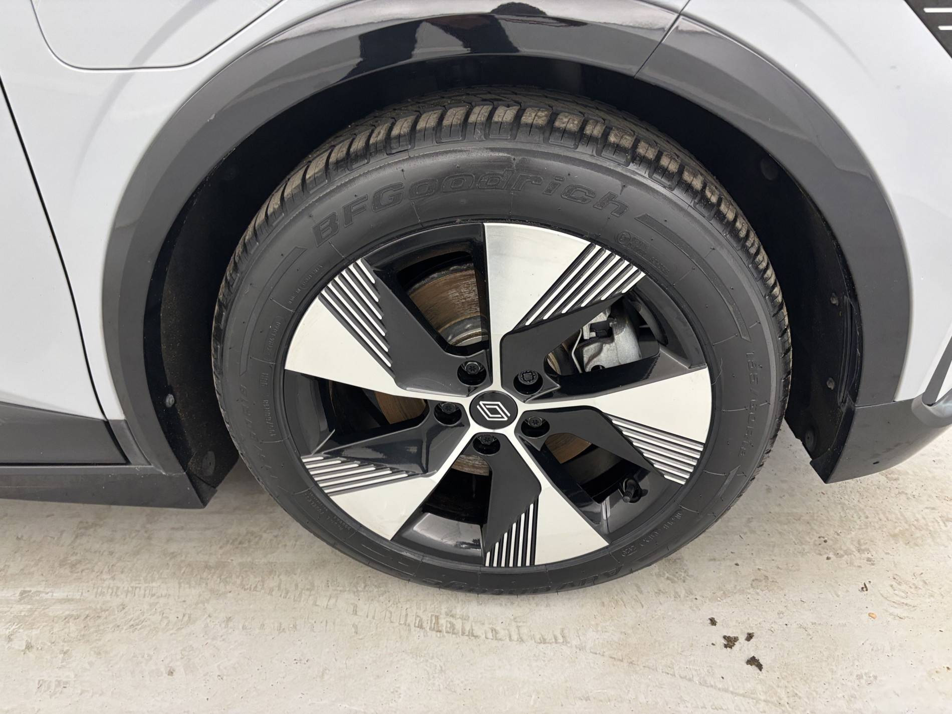 Vente en ligne Renault Megane E-Tech  EV60 220 ch super charge au prix de 24 990 €