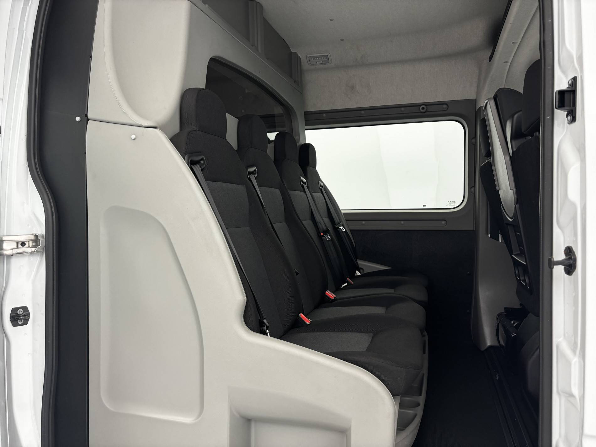 Vente en ligne Renault Master Fourgon MASTER CA TRAC F3500 L2H2 BLUE DCI 150 au prix de 26 890 €