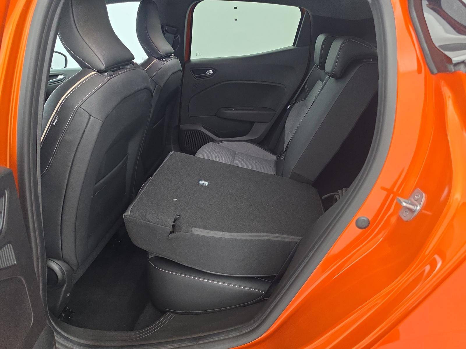 Vente en ligne Renault Clio 5 Clio Eco-G 100 ch GSR2 au prix de 16 990 €