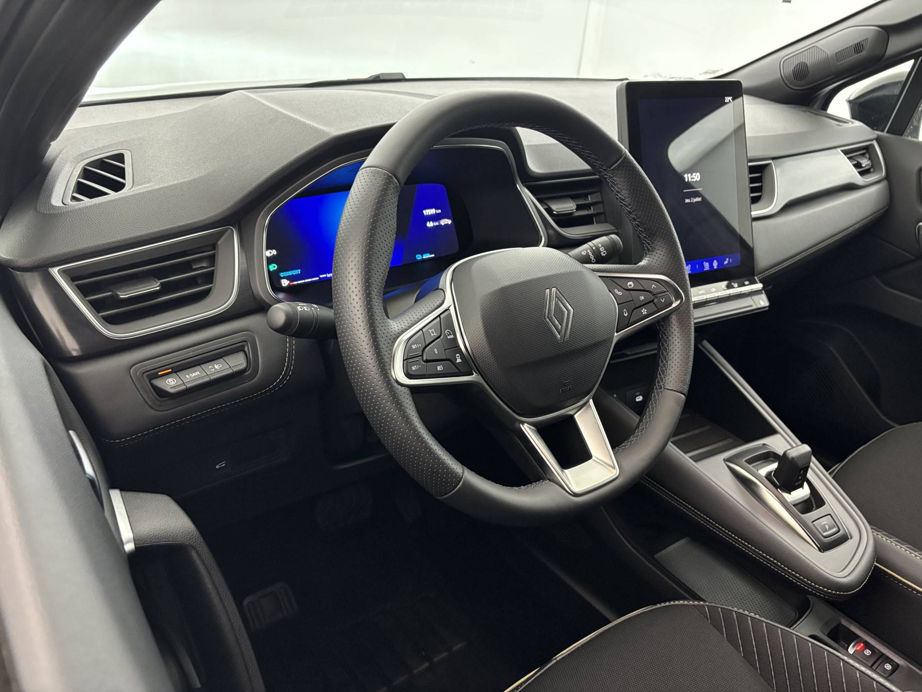 Vente en ligne Renault Symbioz  E-Tech full hybrid 160 ch au prix de 31 990 €
