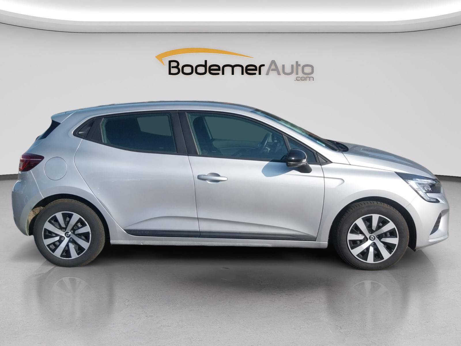 Vente en ligne Renault Clio 5 Clio E-Tech full hybrid 145 au prix de 16 590 €