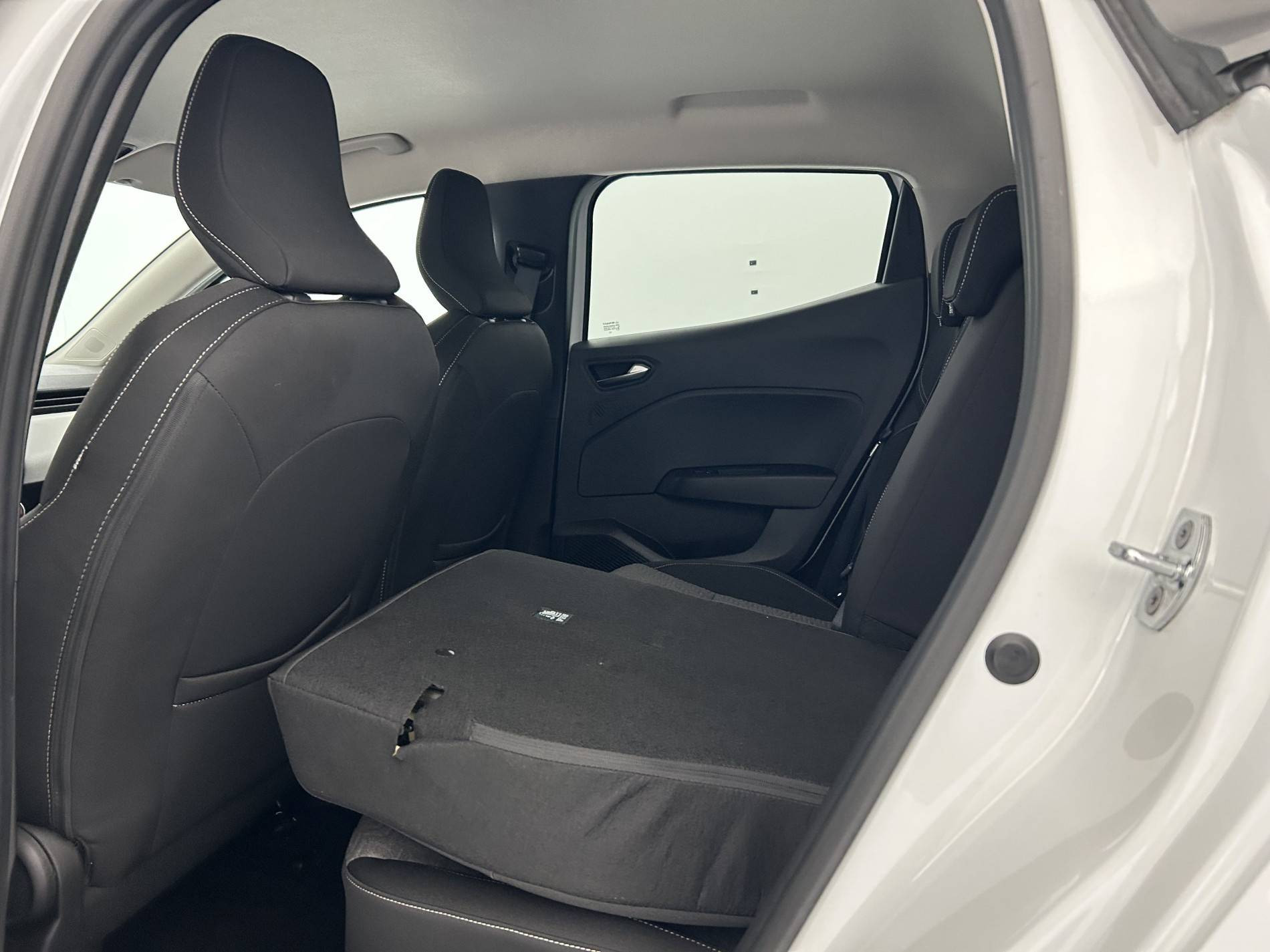 Vente en ligne Renault Clio 5 Clio SCe 65 au prix de 11 990 €