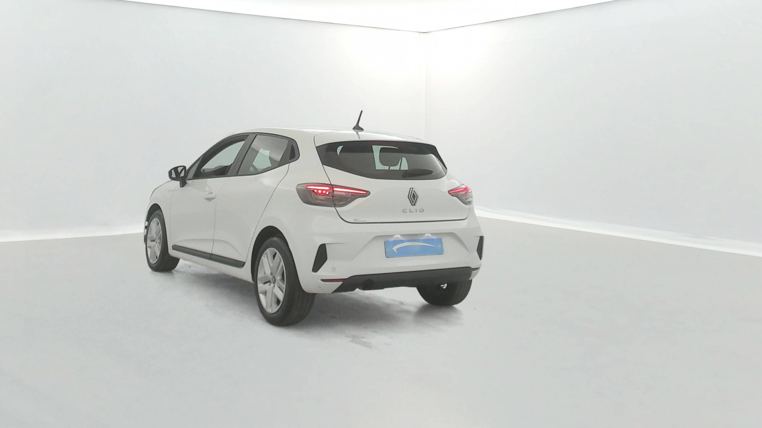 Vente en ligne Renault Clio 5 Clio Blue dCi 100 ch GSR2 au prix de 18 791 €
