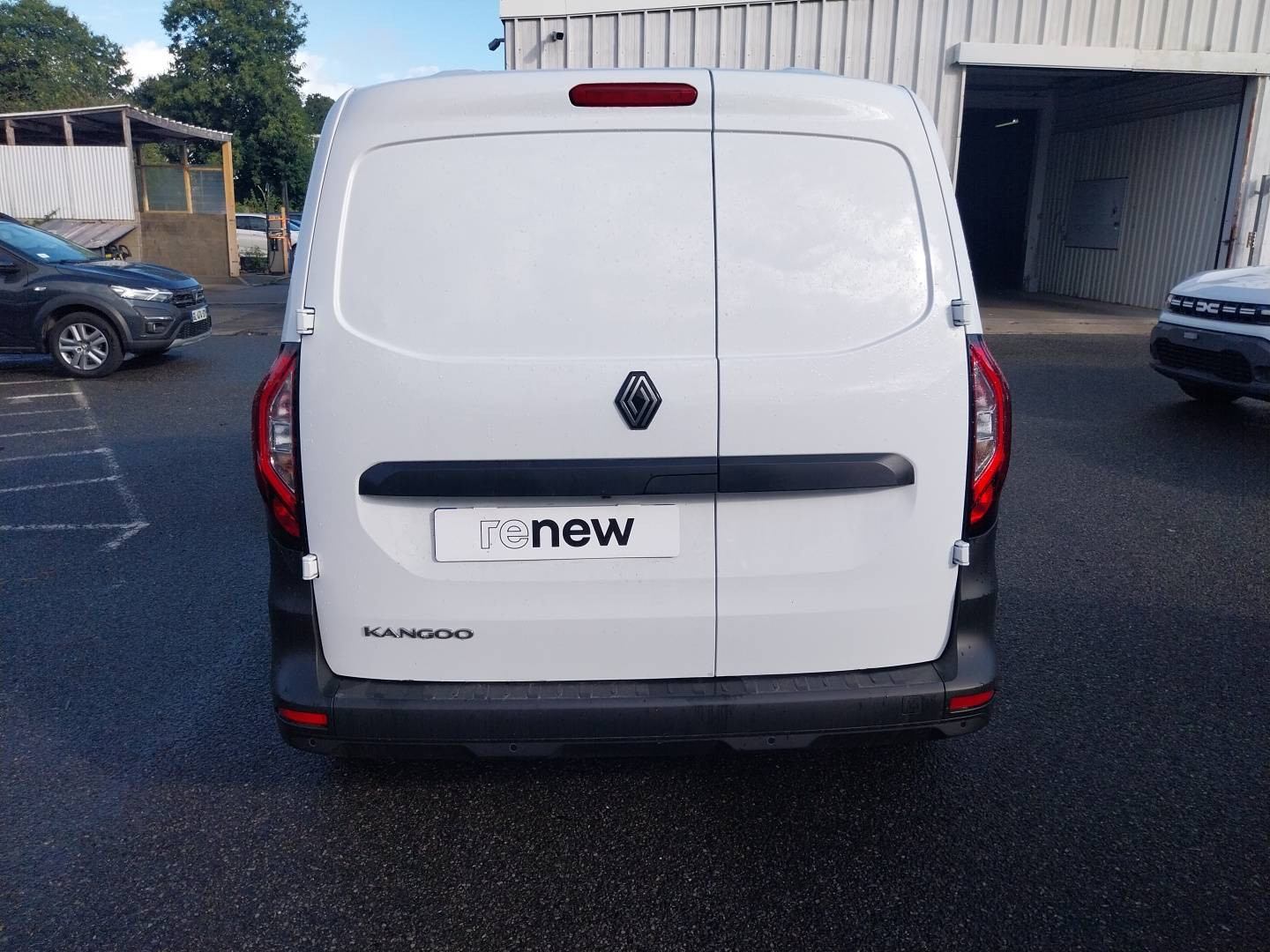 Vente en ligne Renault Kangoo Van  FG TOLE BLUE DCI 95 L1 GSR2 au prix de 32 160 €