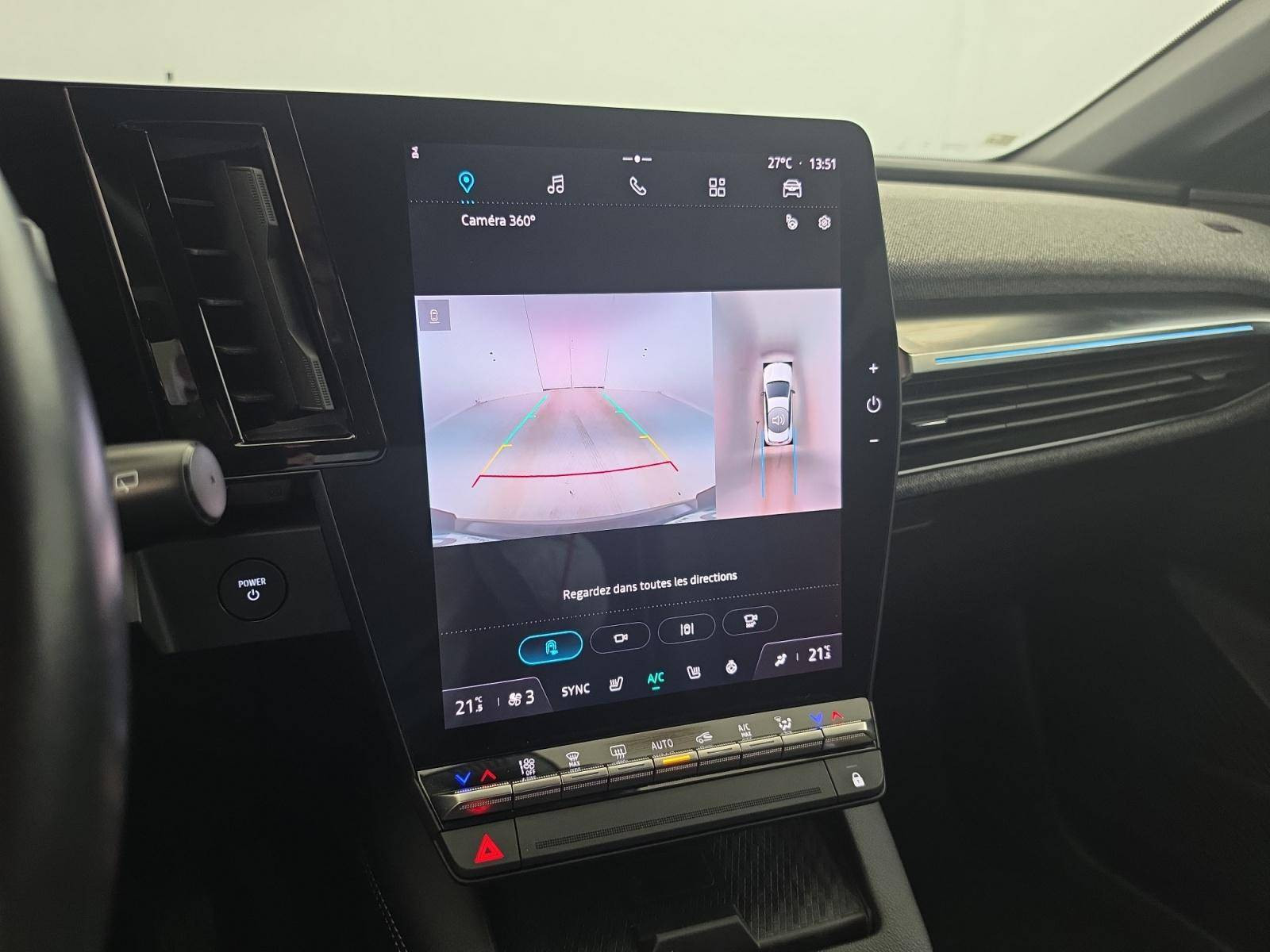 Vente en ligne Renault Megane E-Tech  EV40 130ch standard charge au prix de 18 490 €