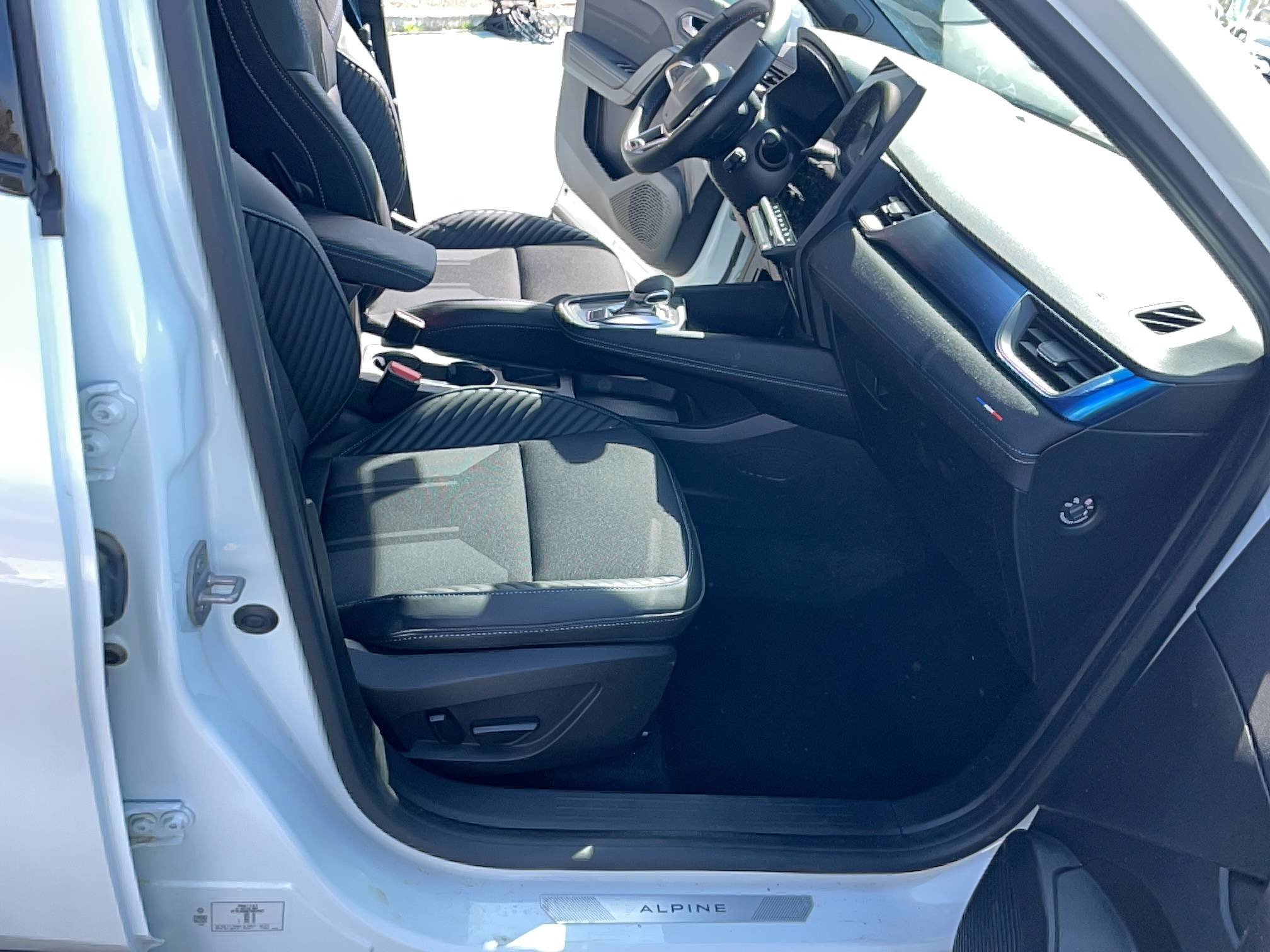 Vente en ligne Renault Symbioz  E-Tech full hybrid 145 au prix de 31 970 €