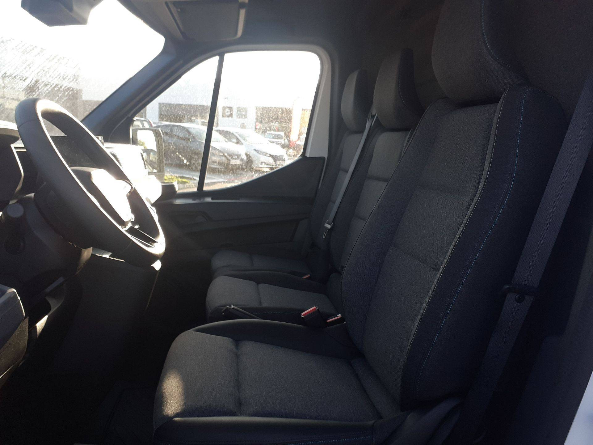 Vente en ligne Renault Master E-Tech MASTER ELECTRIQUE FGN L2H2 3T5 GRANDE AUTONOMIE au prix de 60 384 €