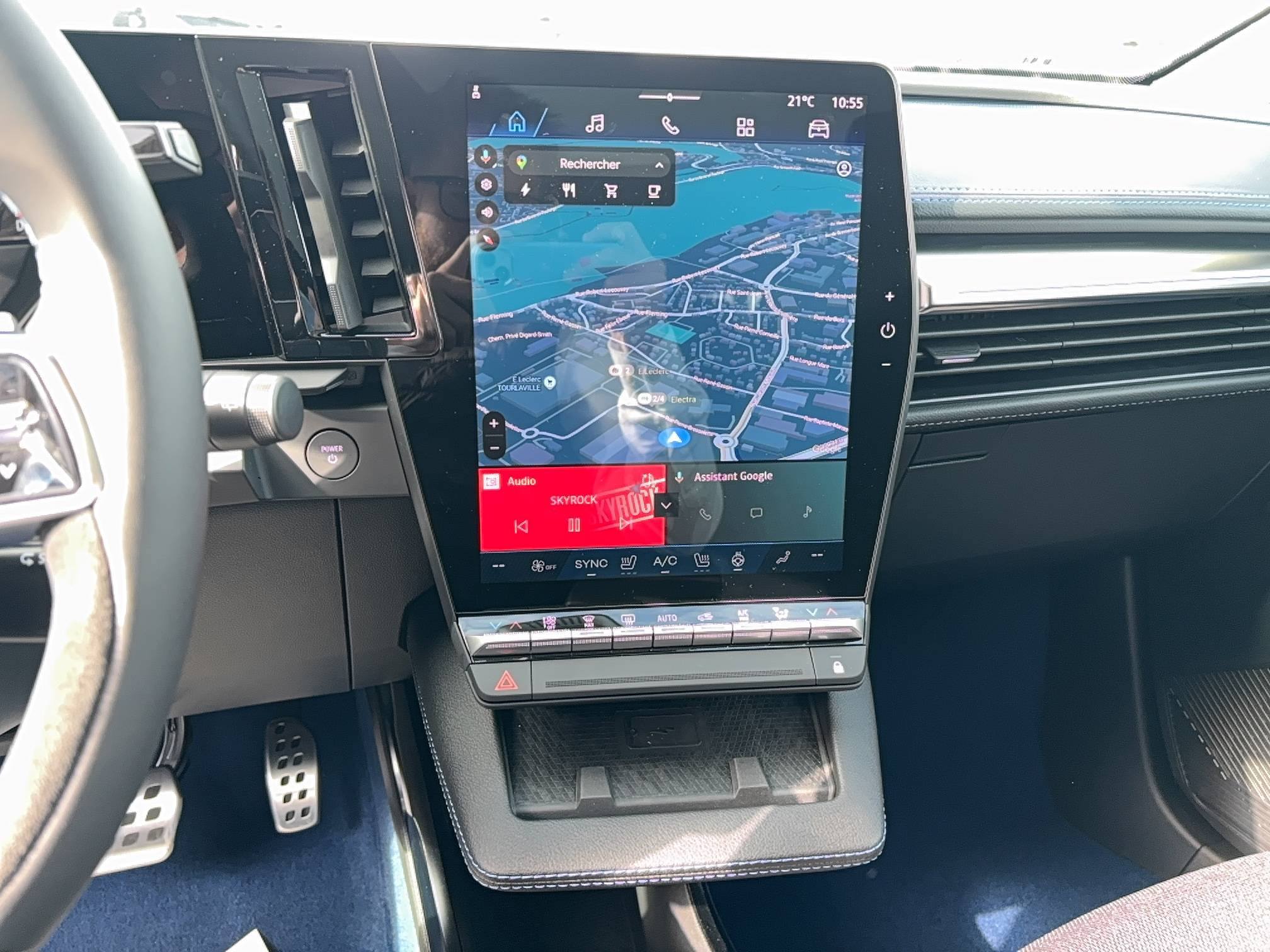 Vente en ligne Renault Scenic E-Tech Scenic E-Tech électrique 220 ch grande autonomie au prix de 48 900 €