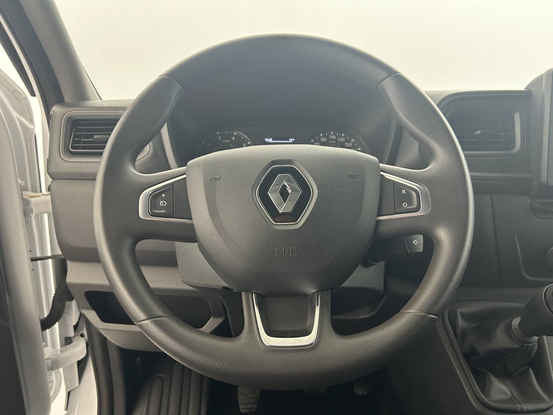 Vente en ligne Renault Master Fourgon MASTER FGN TRAC F3500 L2H2 BLUE DCI 135 au prix de 26 990 €