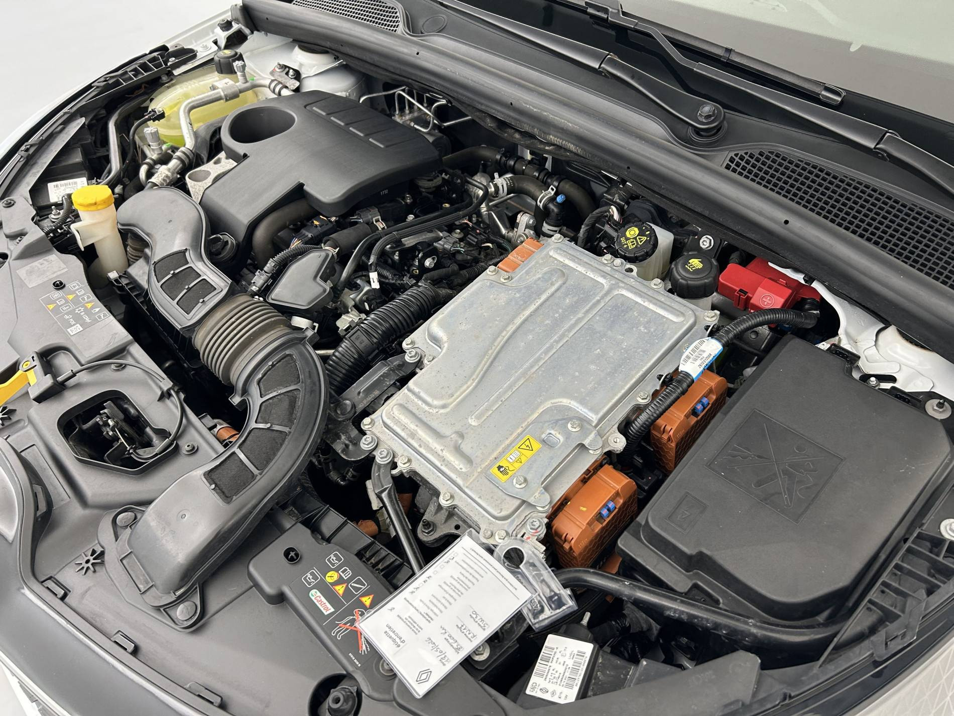 Vente en ligne Renault Clio 5 Clio E-Tech 140 - 21N au prix de 13 790 €
