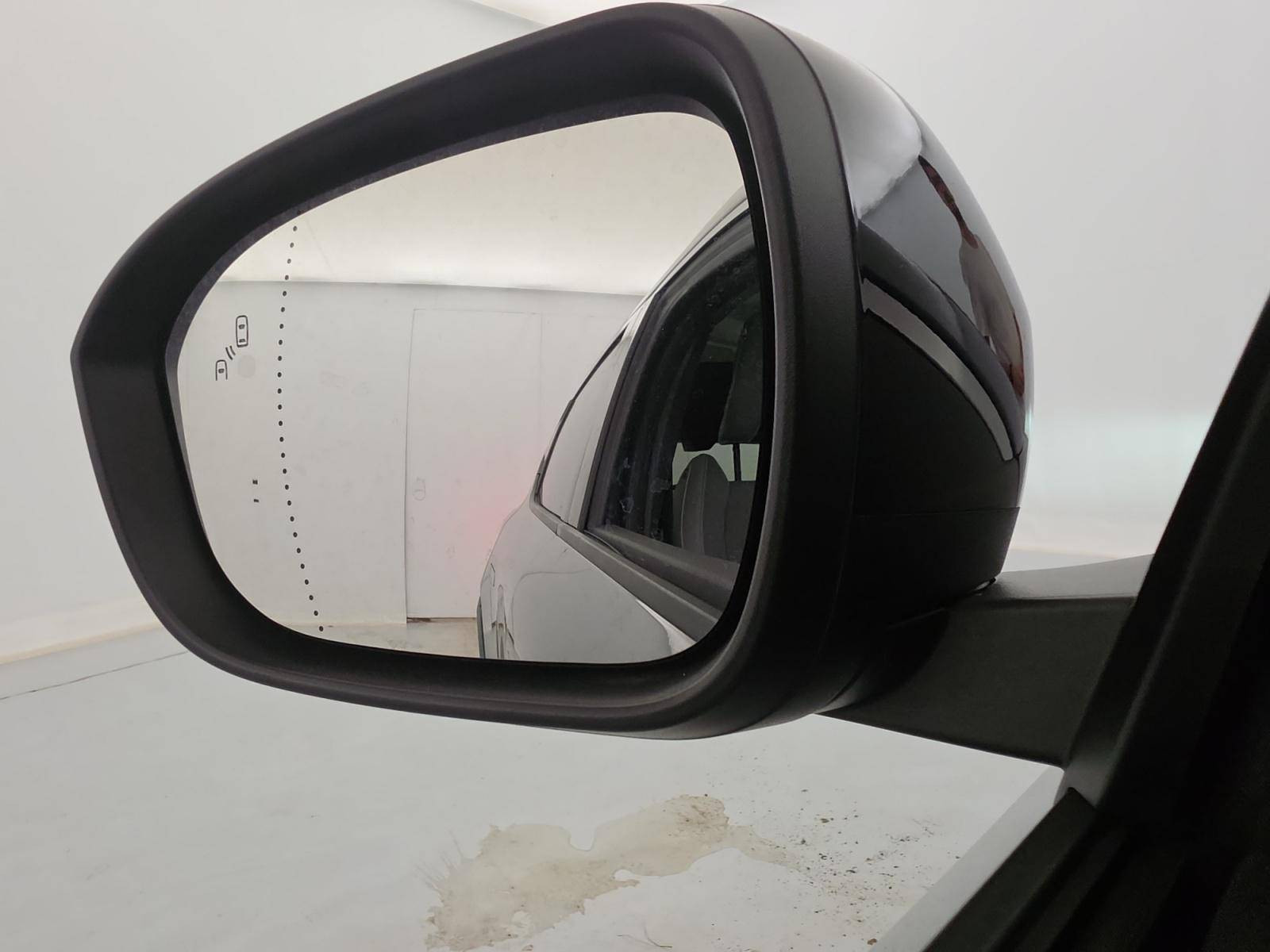 Vente en ligne Renault Scenic E-Tech Scenic E-Tech électrique 220 ch grande autonomie au prix de 36 990 €