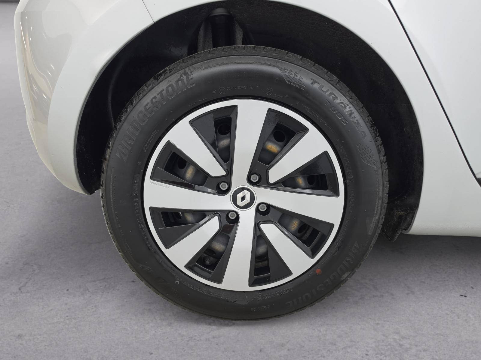 Vente en ligne Renault Clio 5 Clio TCe 90 au prix de 13 690 €