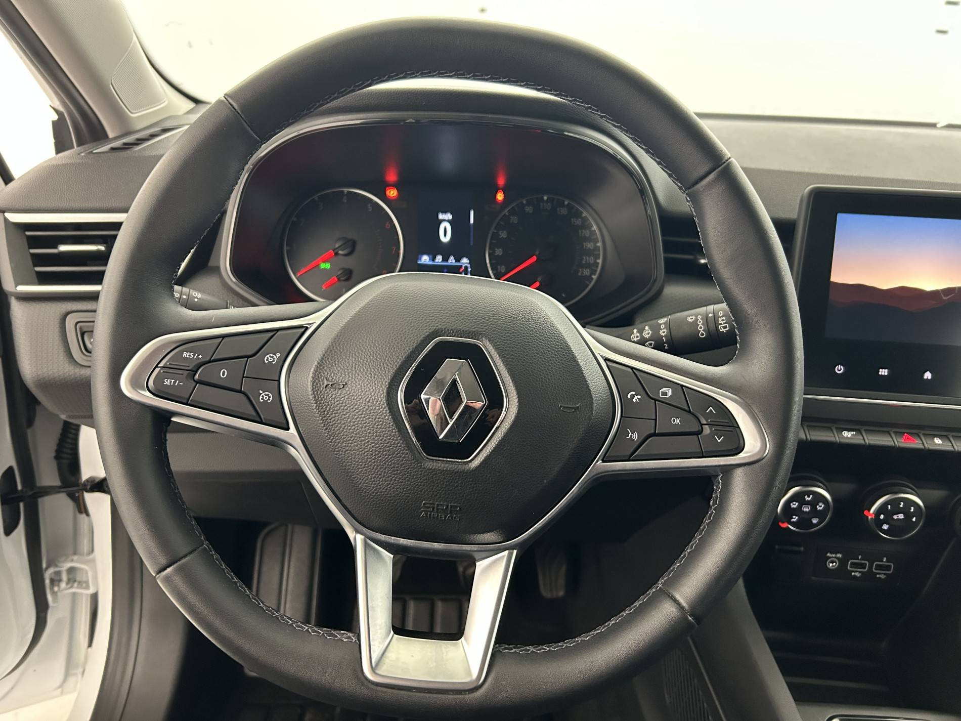 Vente en ligne Renault Clio 5 Clio SCe 65 - 21N au prix de 12 390 €