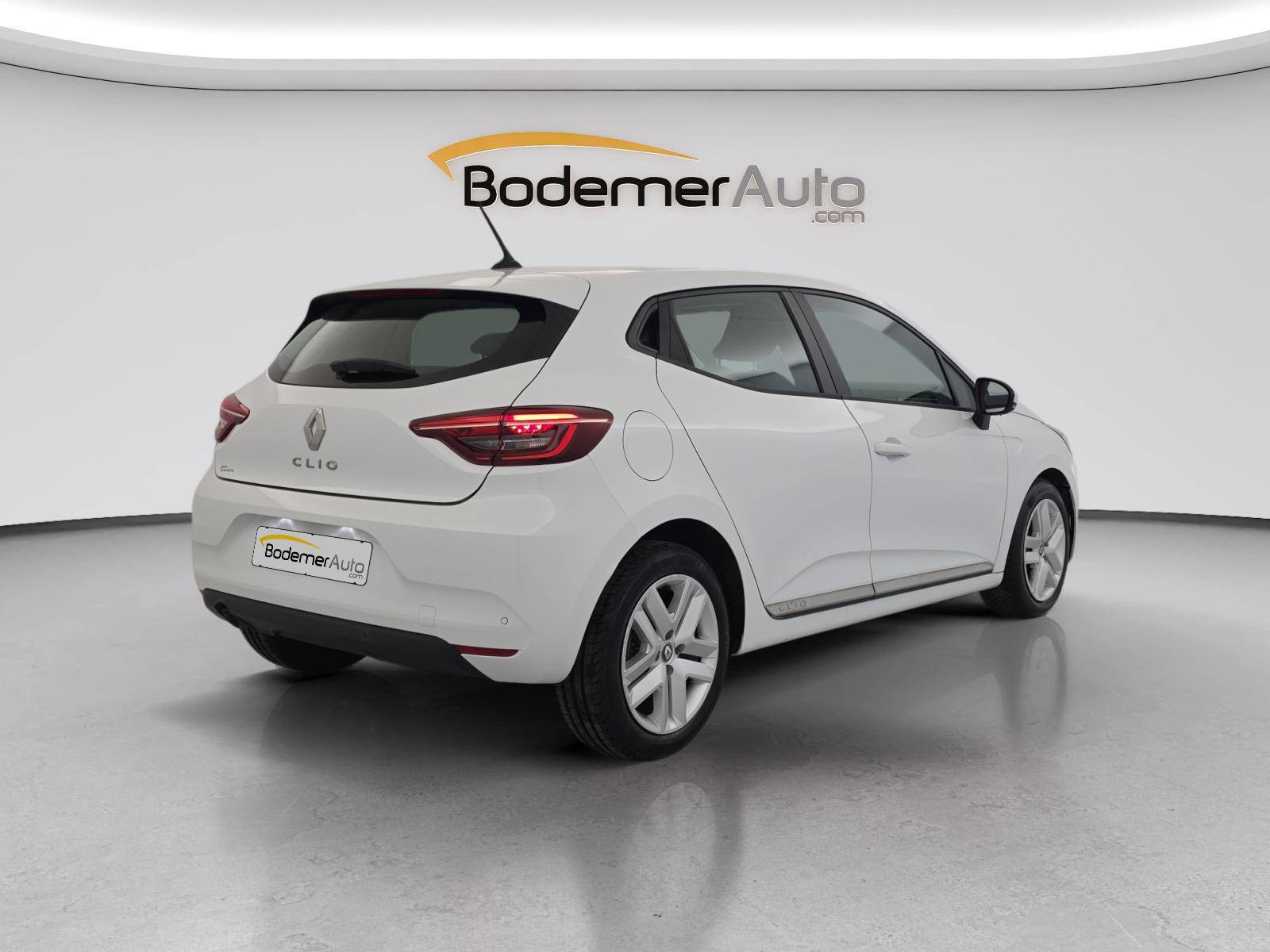 Vente en ligne Renault Clio 5 Clio TCe 90 X-Tronic - 21N au prix de 14 490 €
