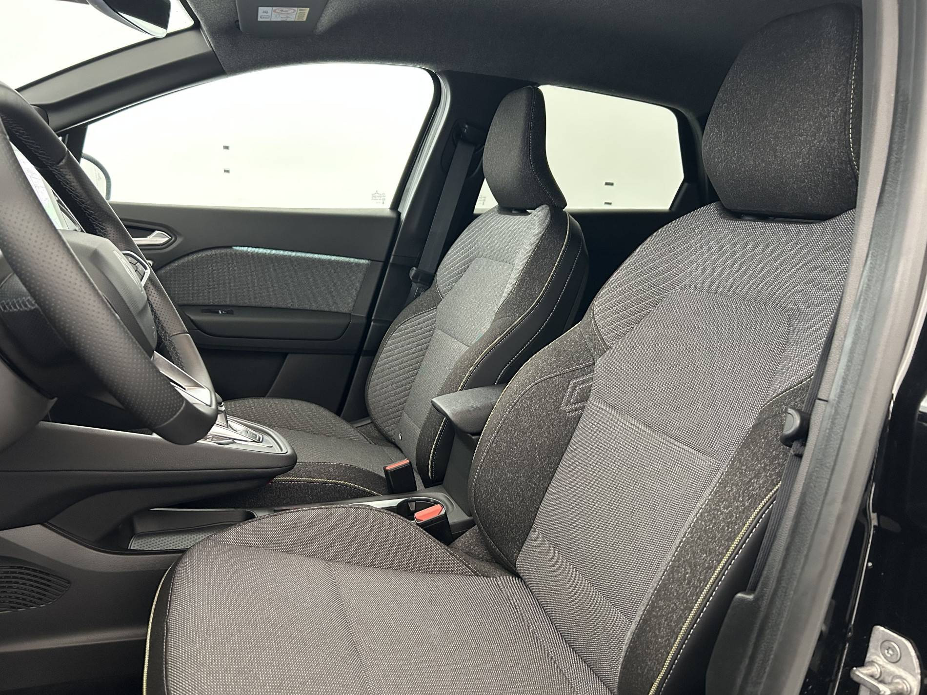 Vente en ligne Renault Symbioz  E-Tech full hybrid 145 au prix de 24 990 €