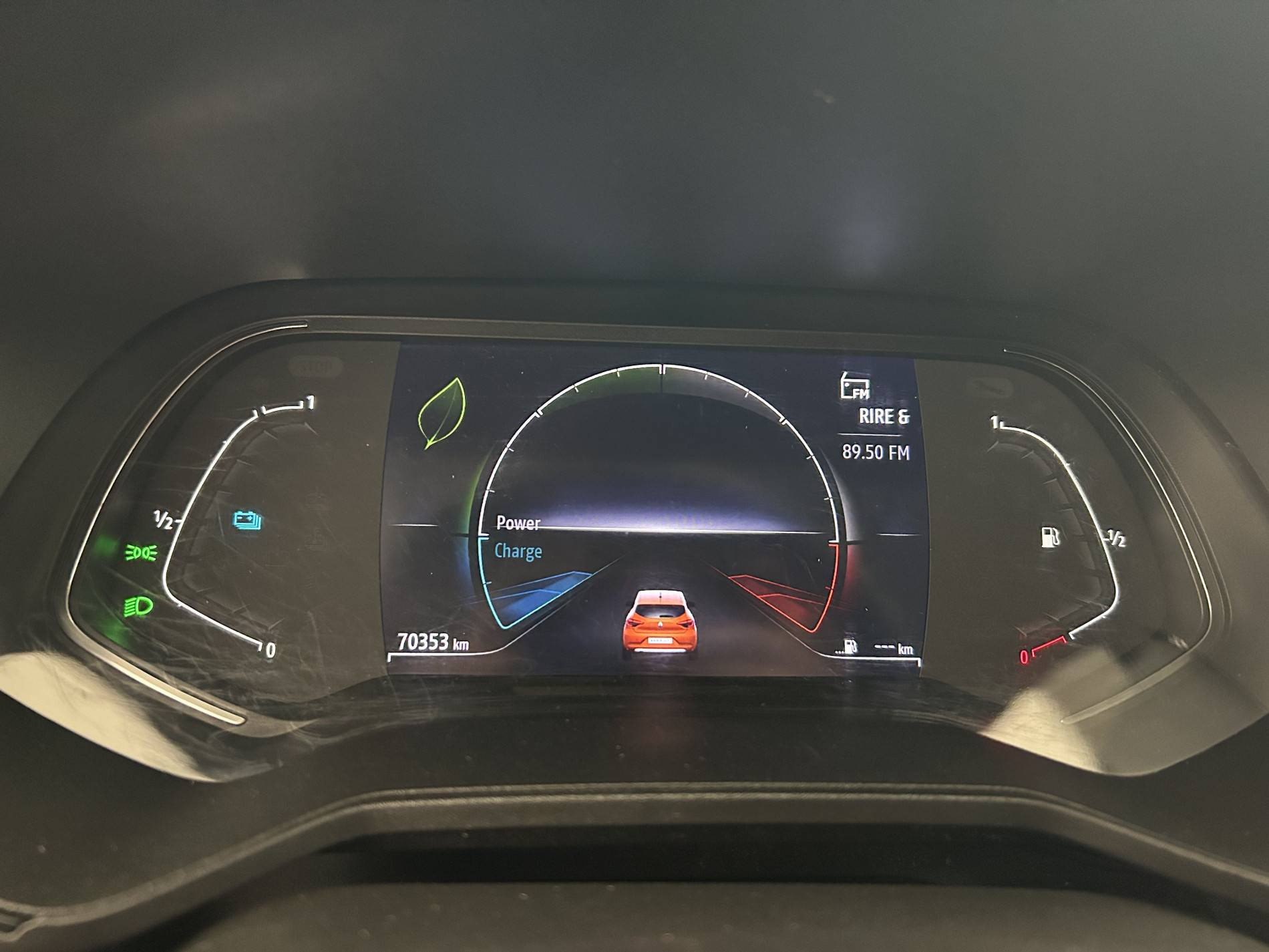Vente en ligne Renault Clio 5 Clio E-Tech hybride 145 au prix de 15 490 €