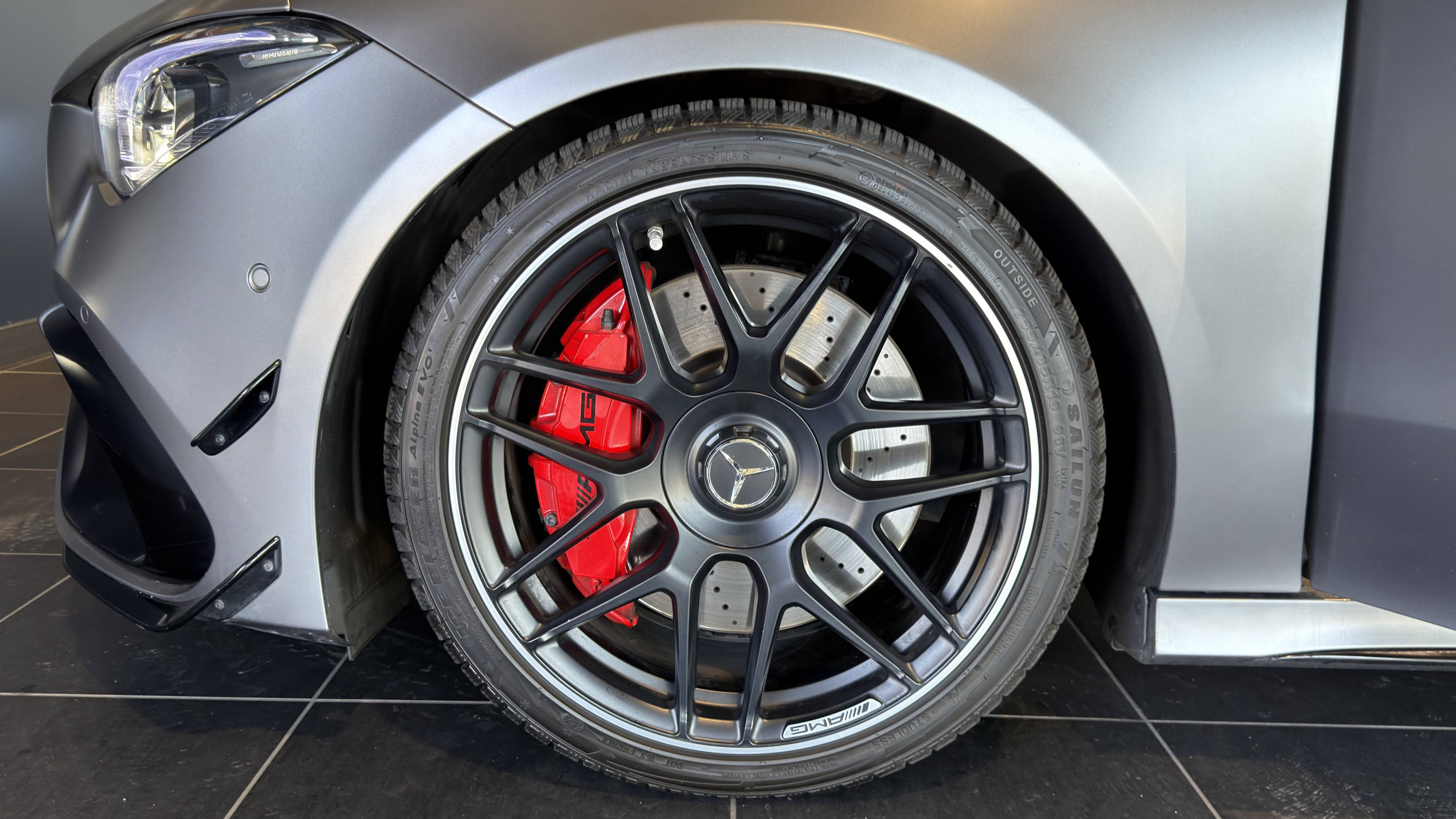 Vente en ligne Mercedes CLA Shooting Brake  45 S AMG 8G-DCT AMG 4Matic+ au prix de 56 990 €