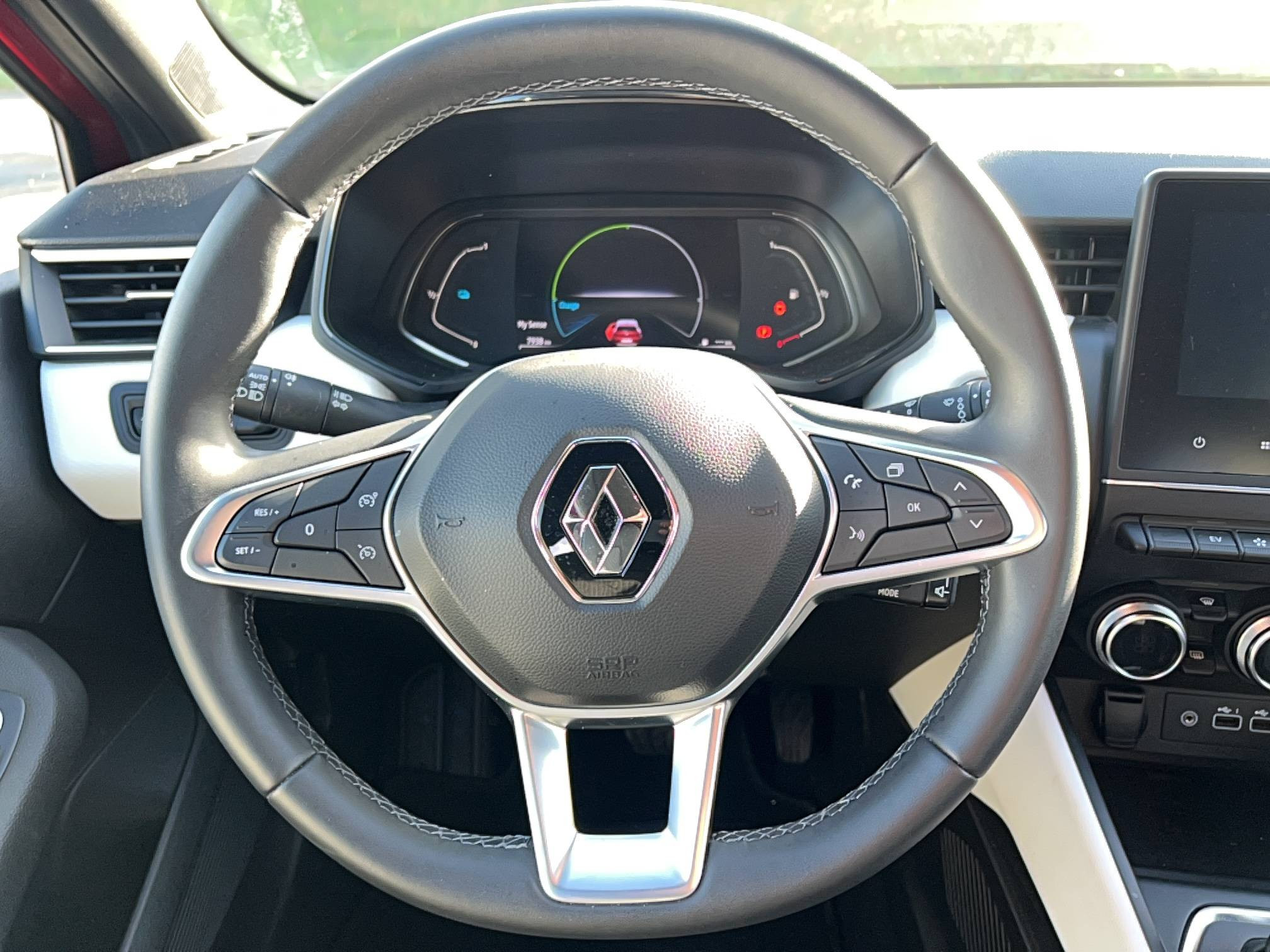 Vente en ligne Renault Clio 5 Clio E-Tech full hybrid 145 au prix de 18 450 €