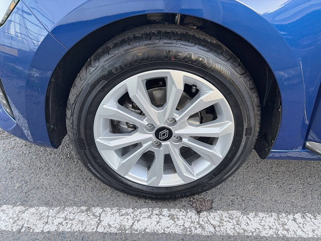 Vente en ligne Renault Clio 5 Clio TCe 90 ch au prix de 16 990 €