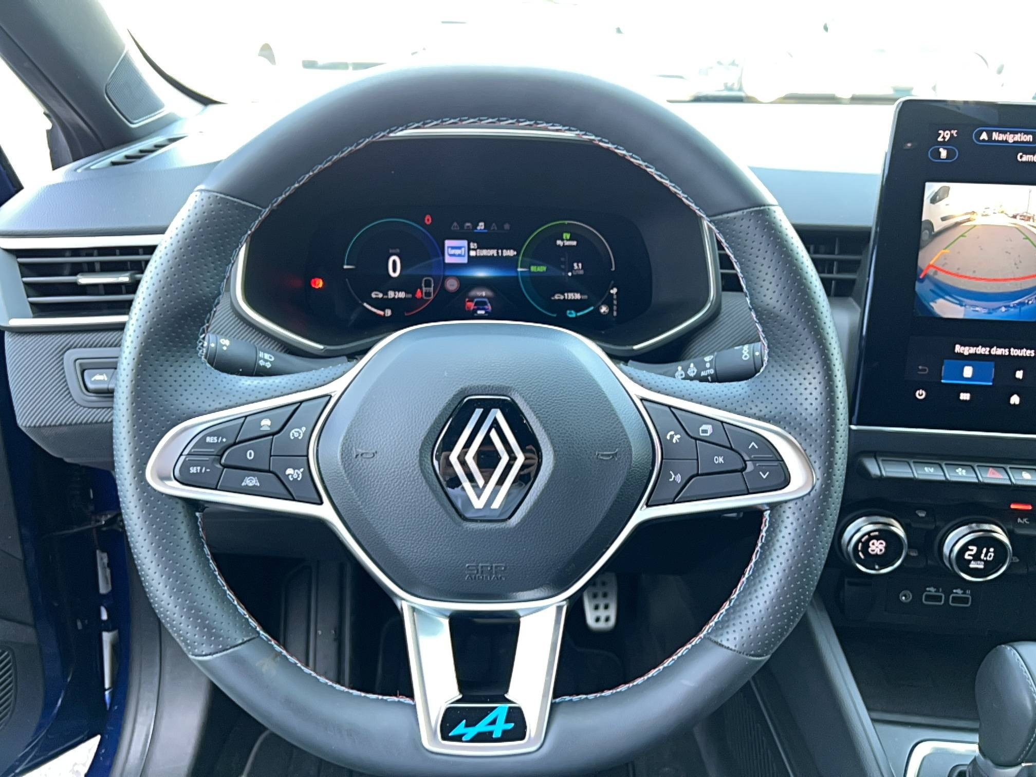 Vente en ligne Renault Clio 5 Clio E-Tech full hybrid 145 au prix de 20 990 €
