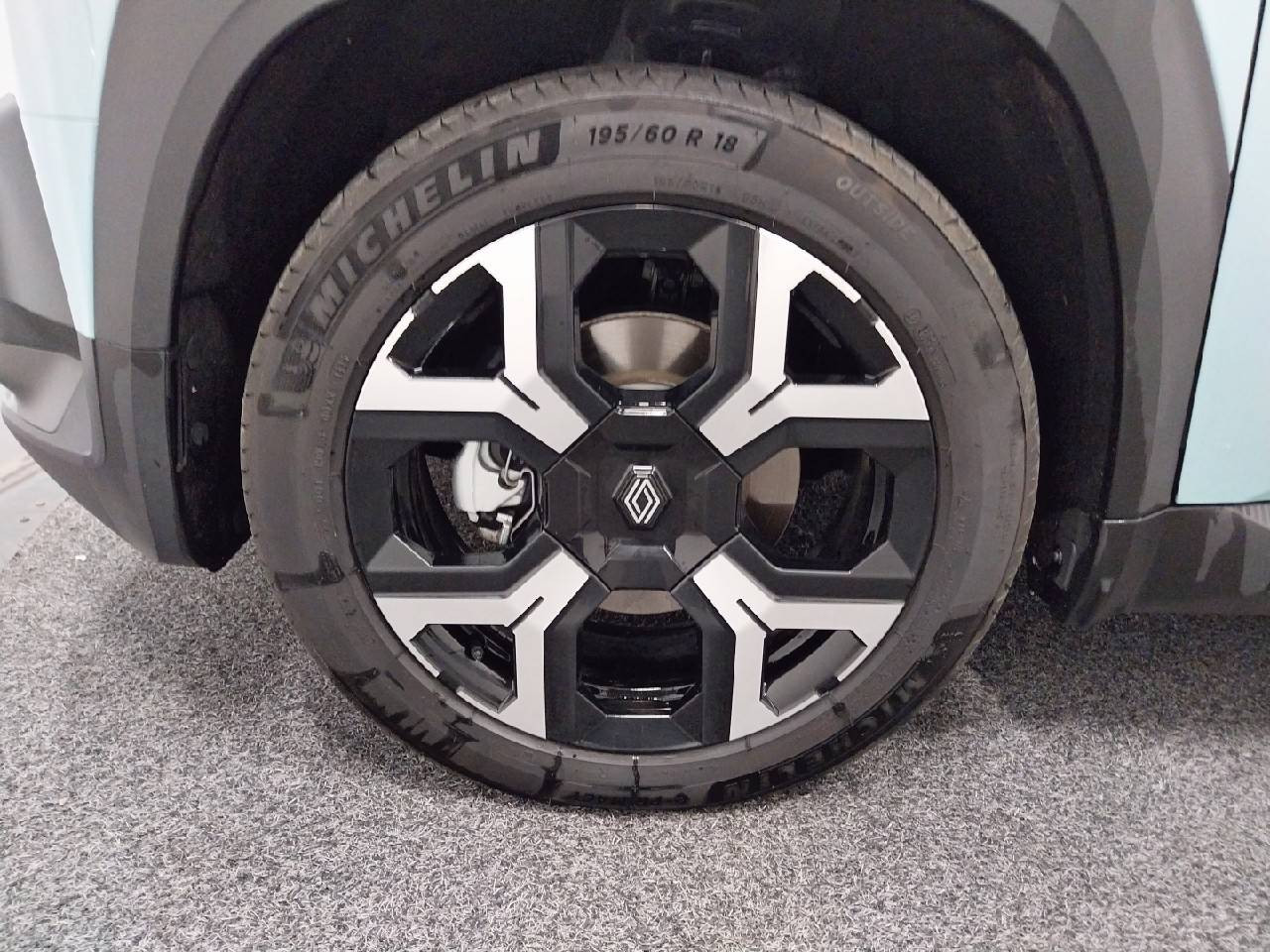 Vente en ligne Renault R4 E-Tech  150 ch autonomie confort au prix de 32 190 €