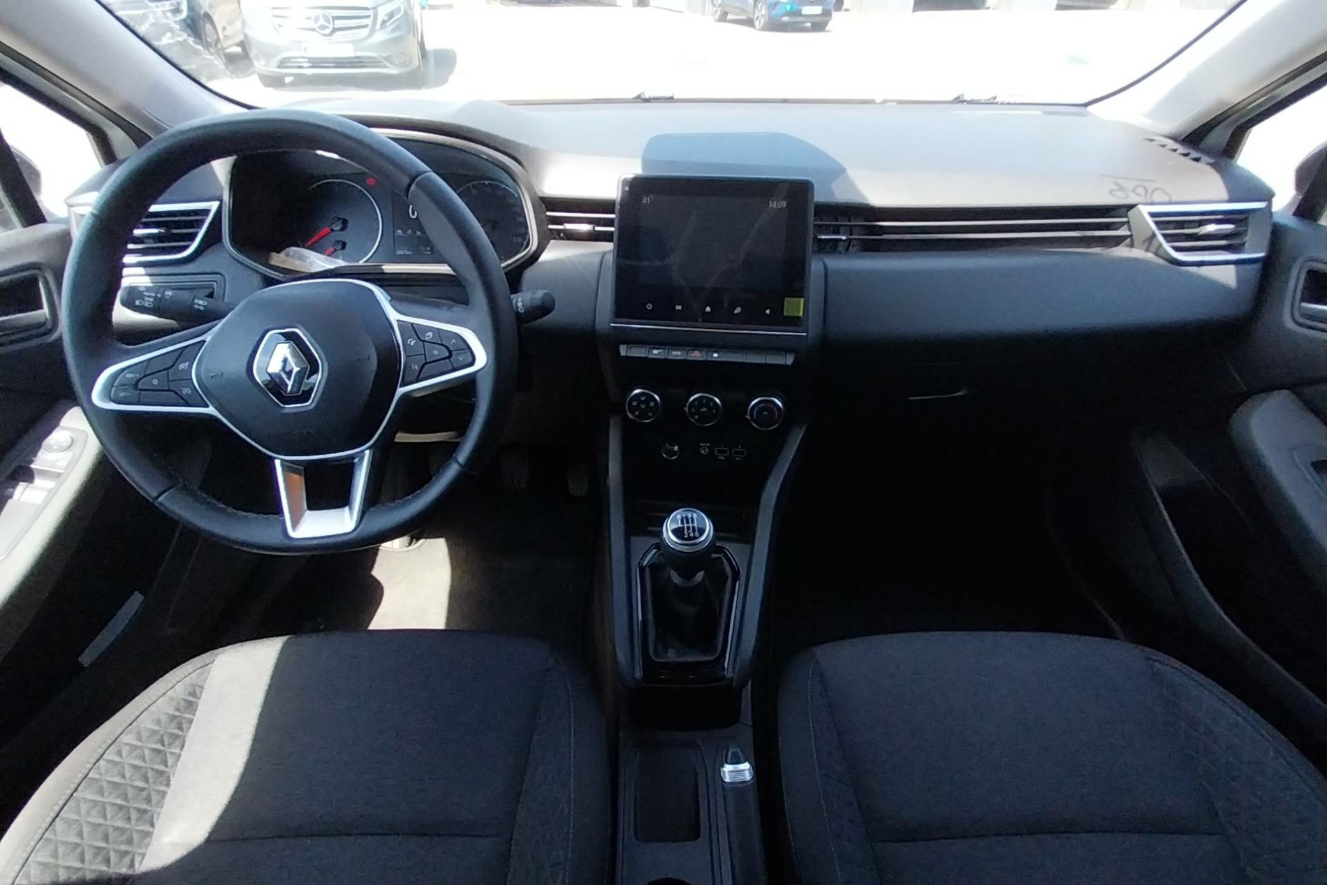 Vente en ligne Renault Clio 5 Clio TCe 90 au prix de 14 490 €