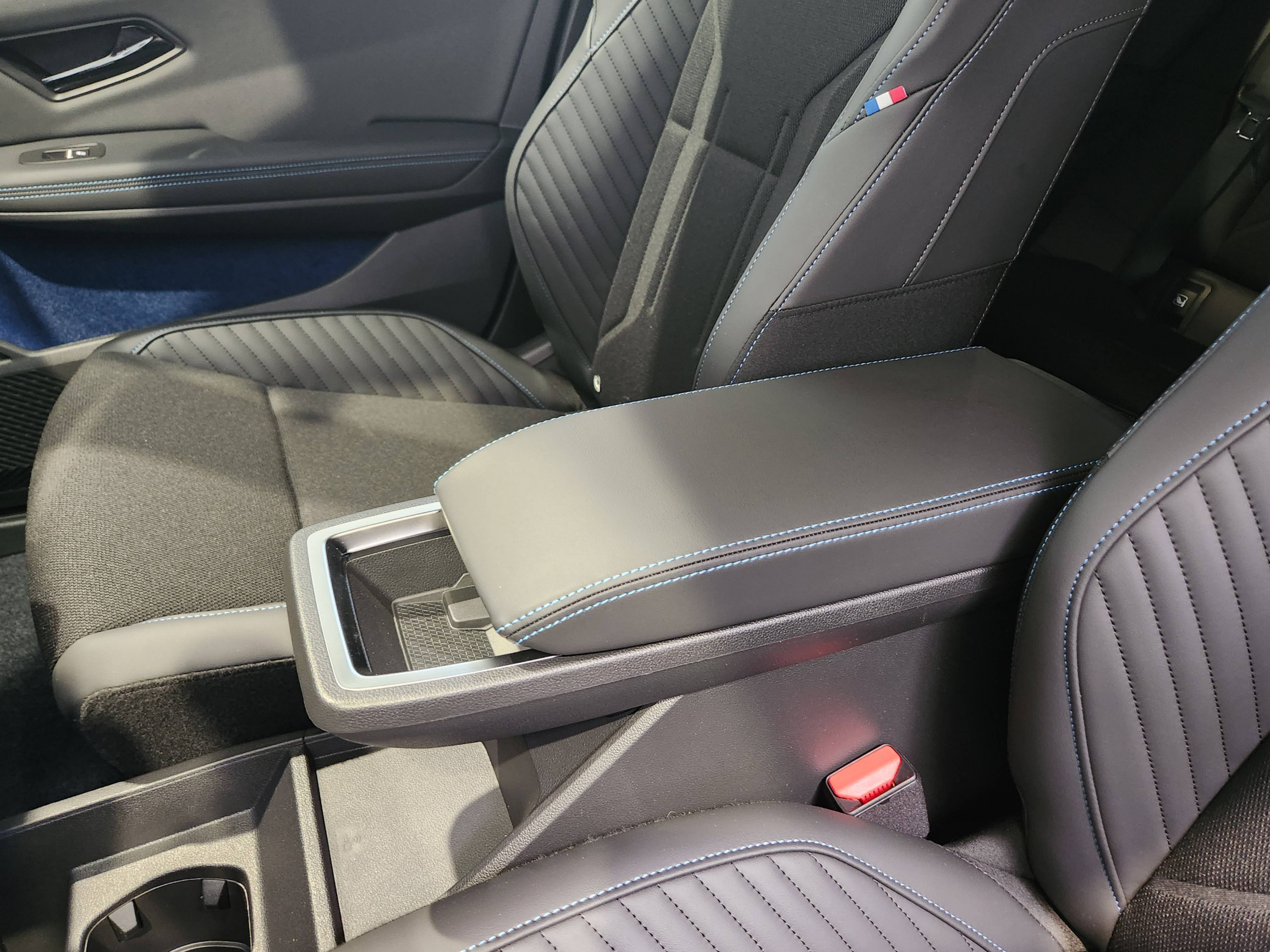 Vente en ligne Renault Megane E-Tech  220 ch autonomie confort au prix de 37 490 €