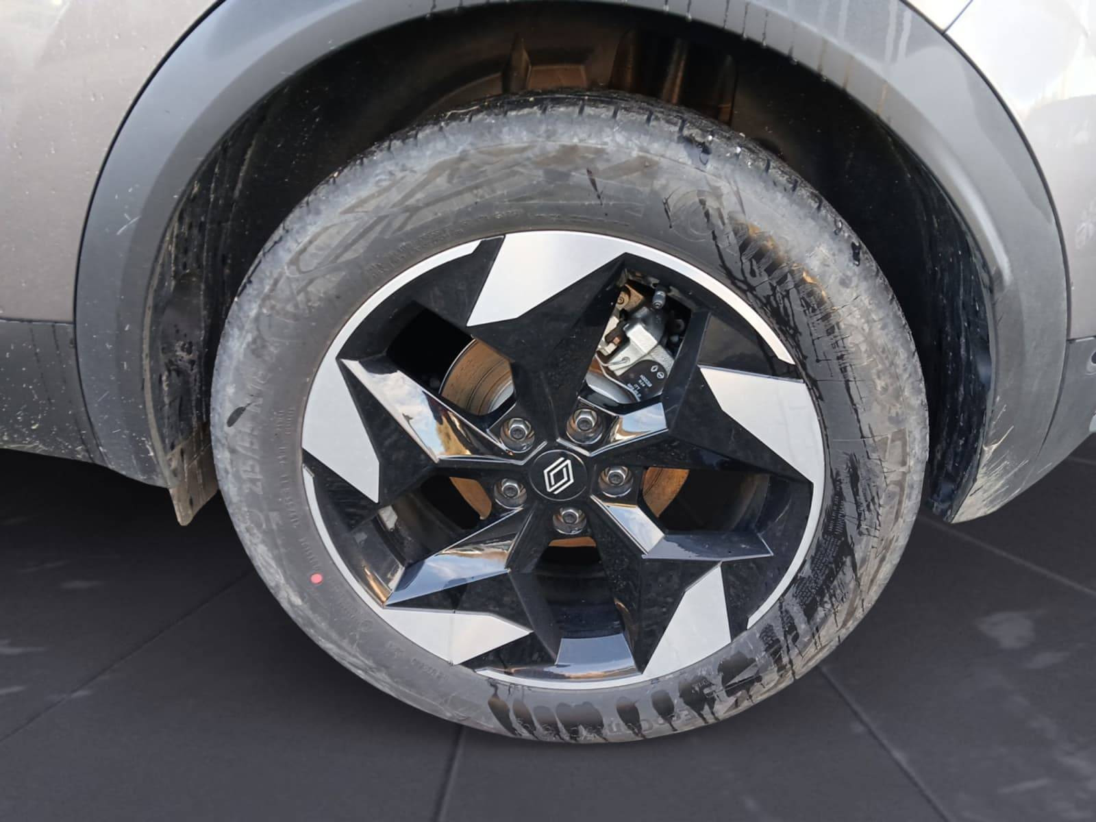 Vente en ligne Renault Captur  E-Tech full hybrid 145 ch au prix de 25 990 €
