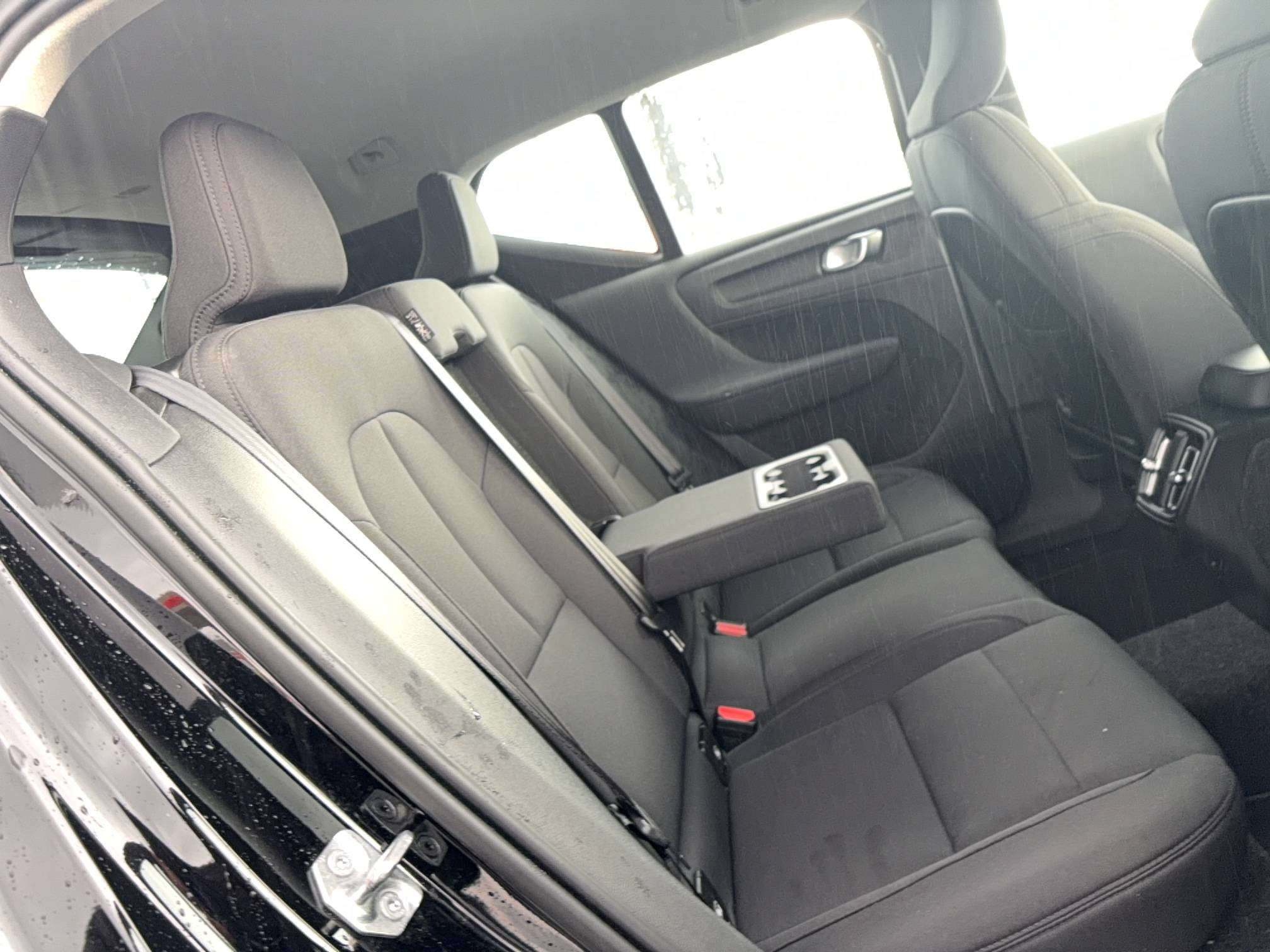 Vente en ligne Volvo XC40 XC40 T2 129 ch au prix de 21 490 €