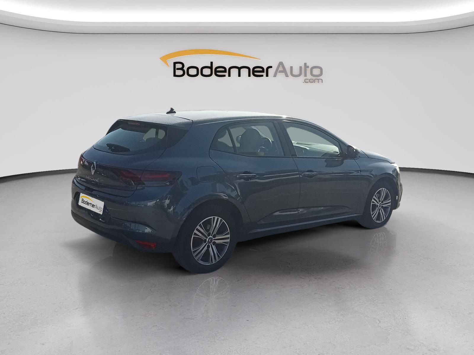 Vente en ligne Renault Megane 4  Blue dCi 115 EDC au prix de 15 690 €