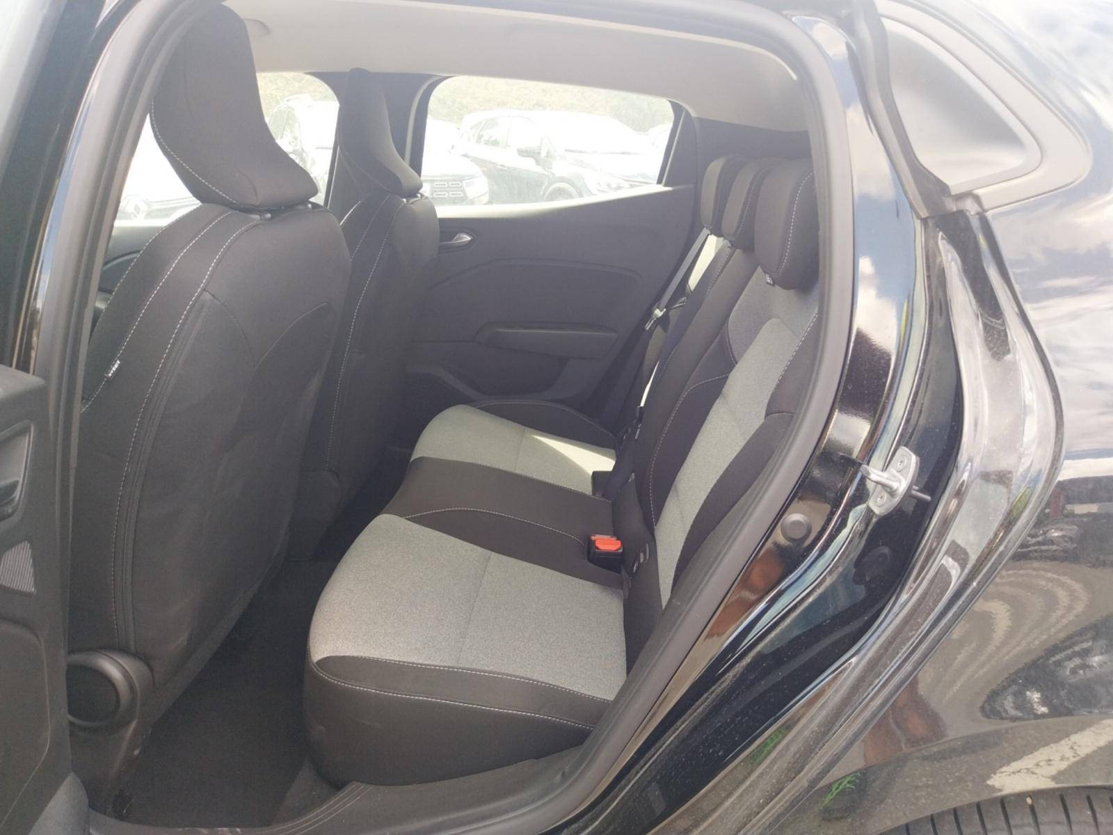 Vente en ligne Renault Clio 5 Clio Blue dCi 100 ch GSR2 au prix de 17 990 €