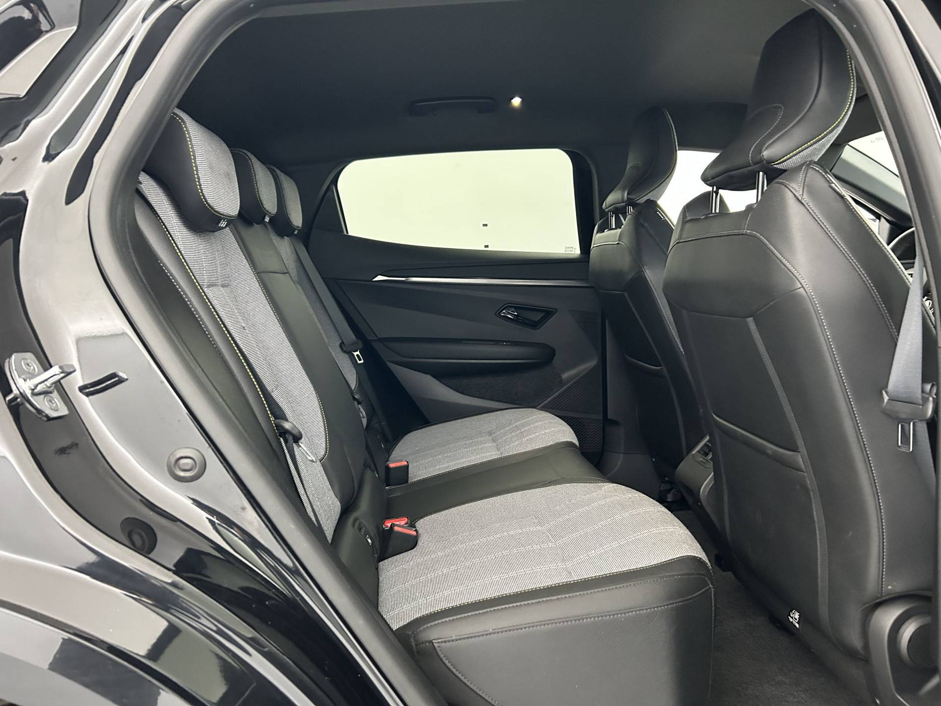 Vente en ligne Renault Megane E-Tech  EV60 220 ch super charge au prix de 21 990 €