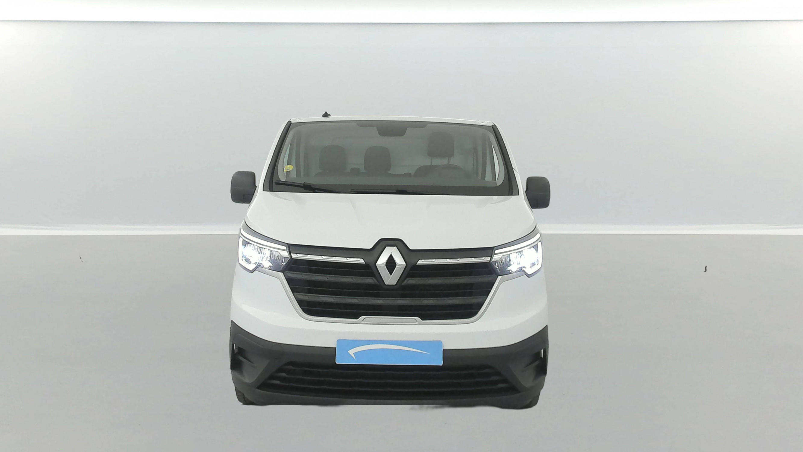 Vente en ligne Renault Trafic 3 Fourgon TRAFIC FGN L2H1 3000 KG BLUE DCI 130 au prix de 23 490 €