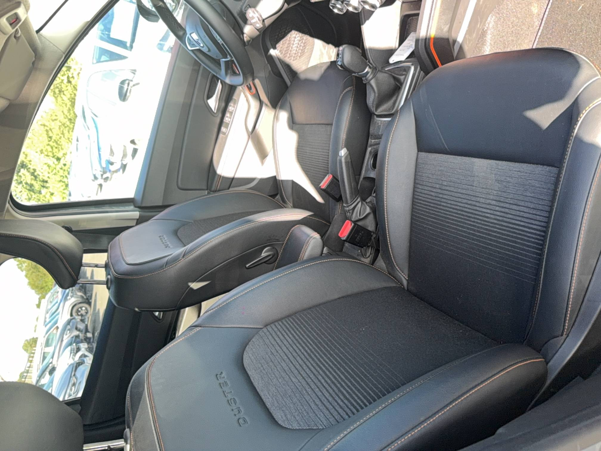 Vente en ligne Dacia Duster  TCe 150 FAP 4x2 EDC au prix de 19 490 €