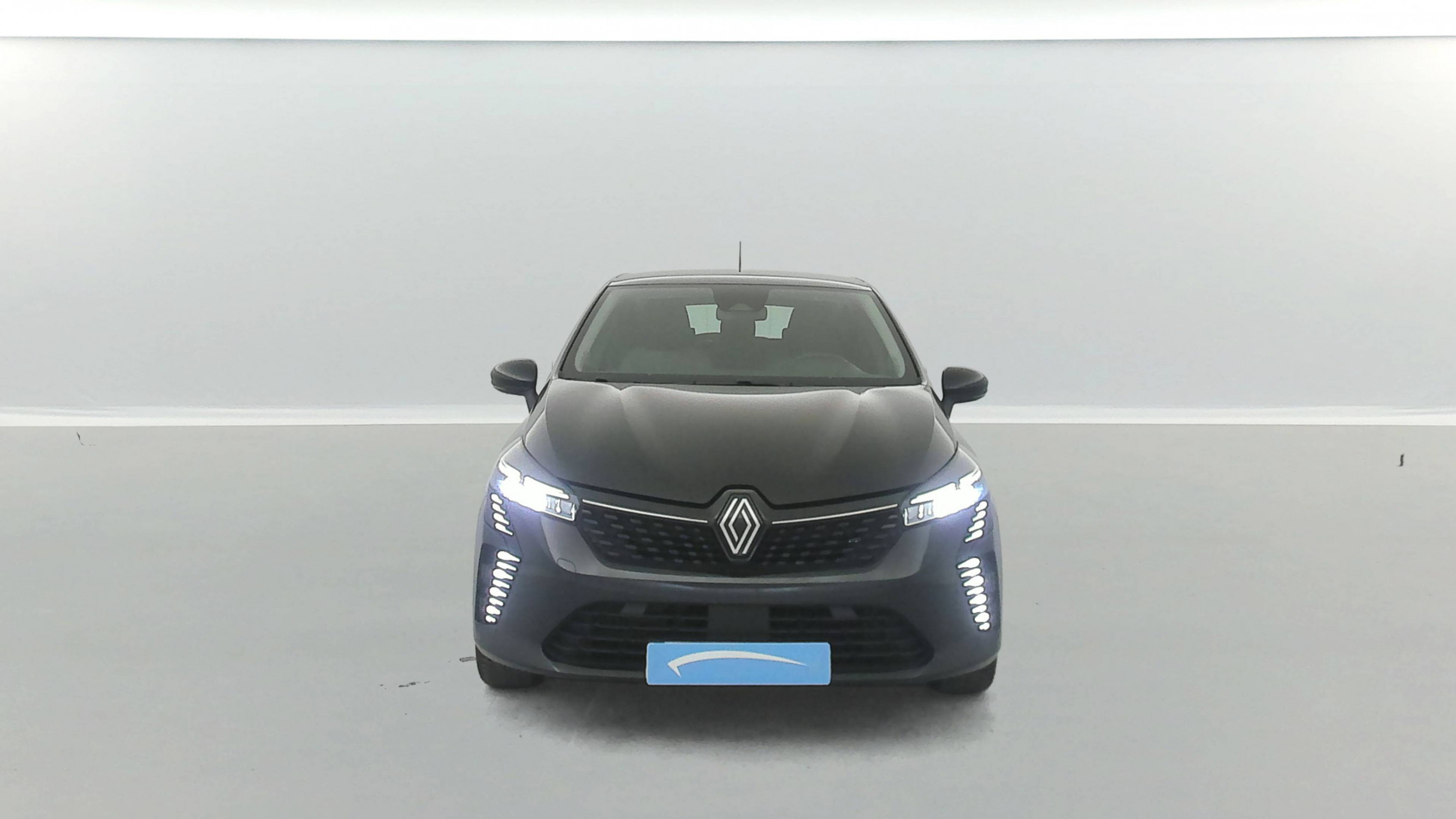 Vente en ligne Renault Clio 5 Clio E-Tech full hybrid 145 au prix de 18 500 €