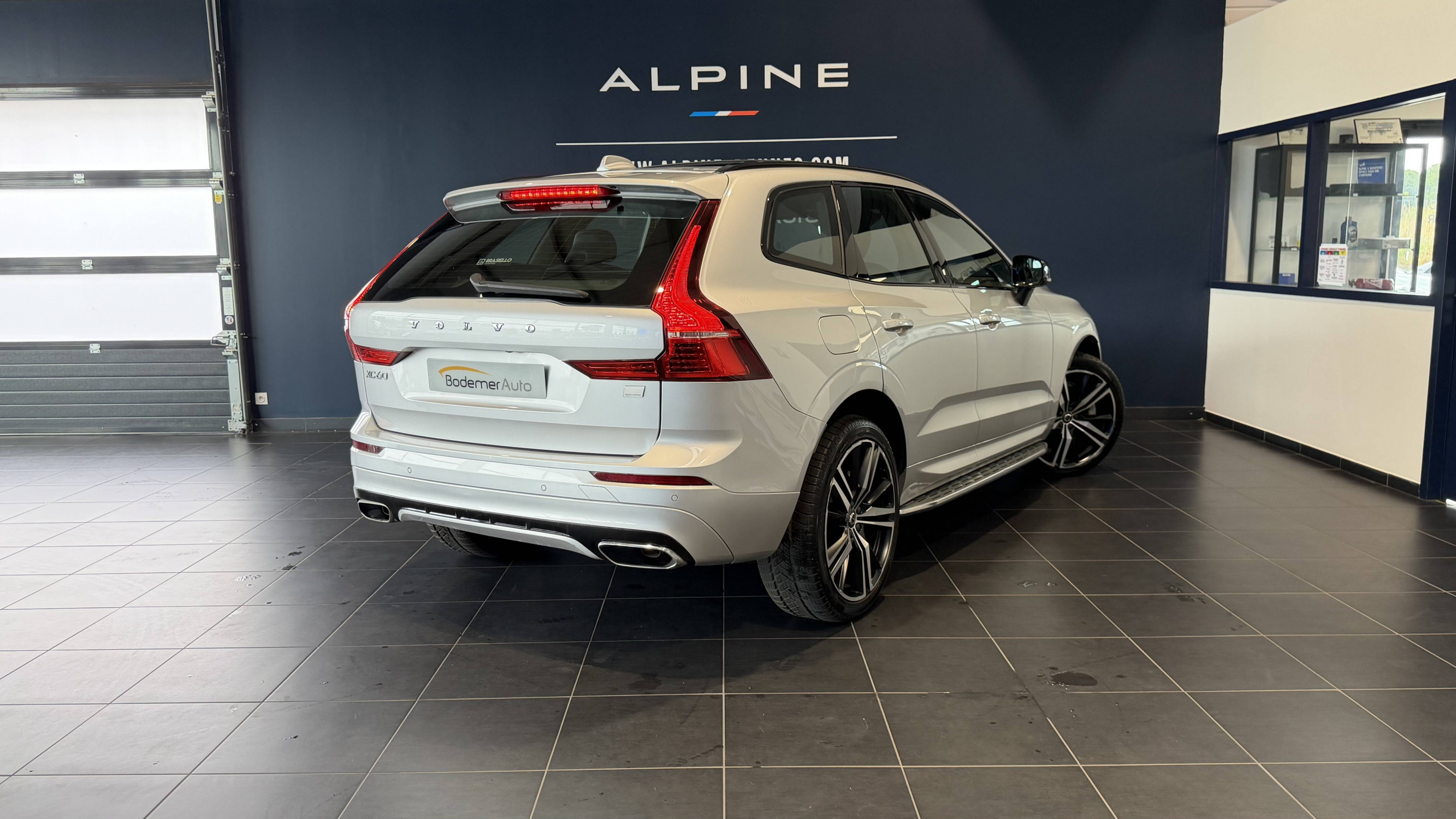 Vente en ligne Volvo XC60  T8 Recharge AWD 303 ch + 87 ch Geartronic 8 au prix de 41 990 €