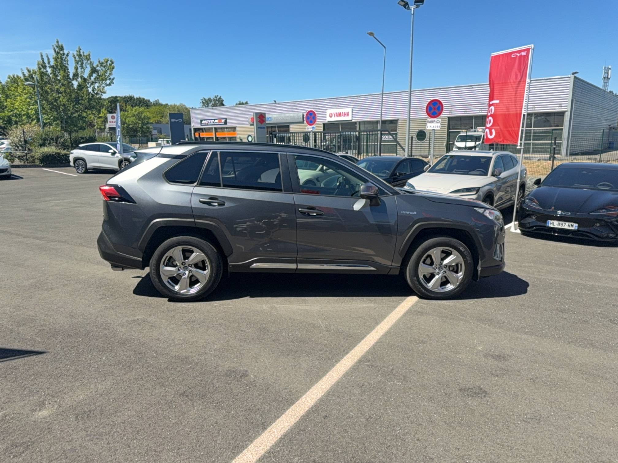 Vente en ligne Toyota RAV4  222 ch AWD-i au prix de 25 490 €