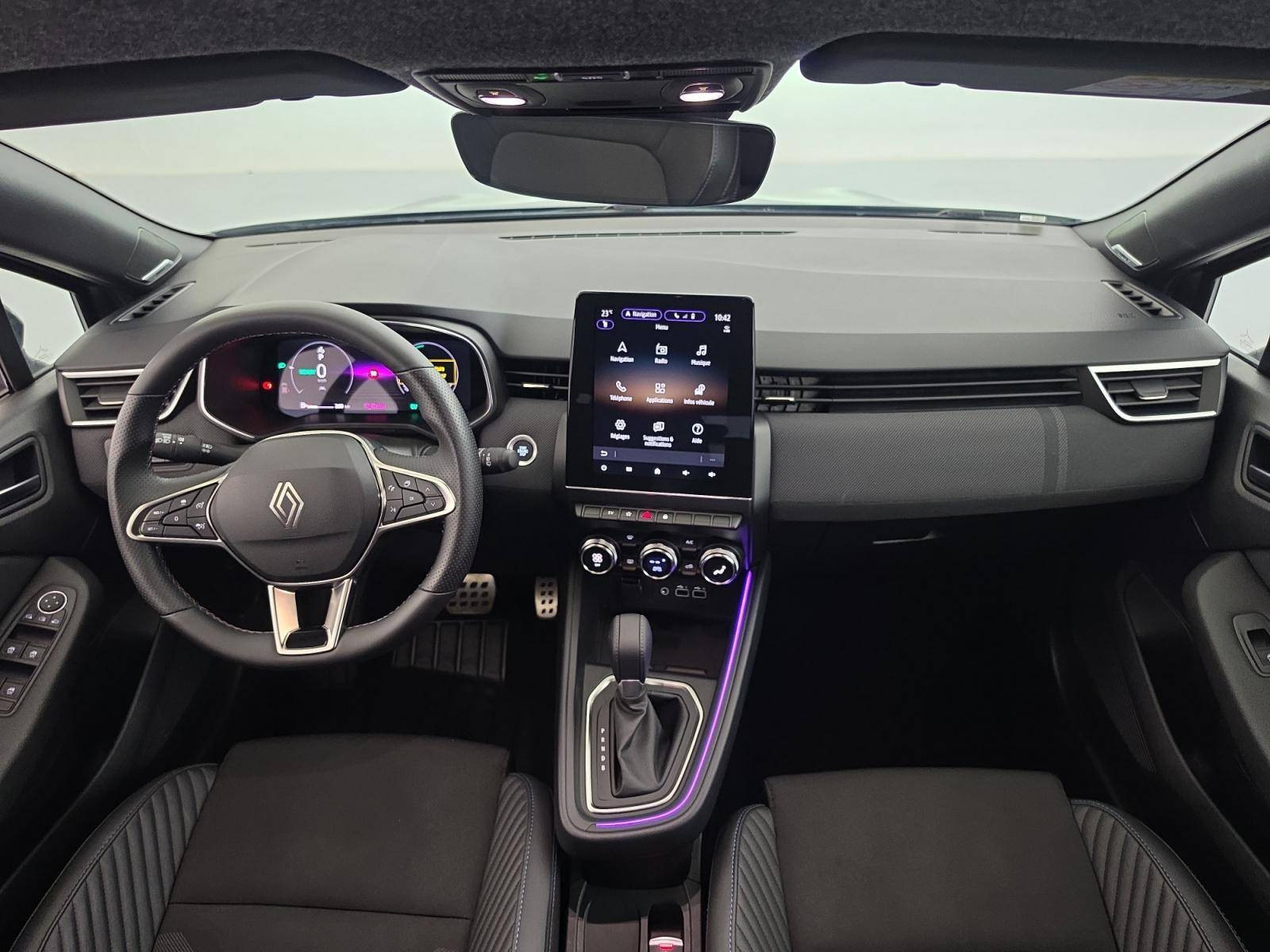 Vente en ligne Renault Clio 5 Clio E-Tech full hybrid 145 ch GSR2 au prix de 21 390 €