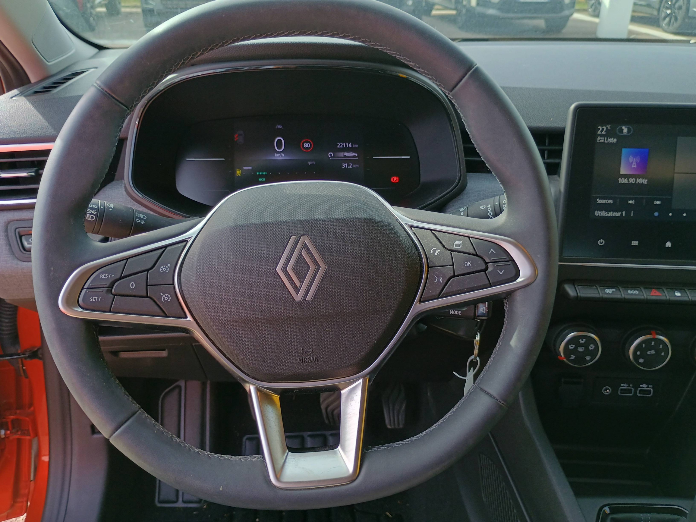 Vente en ligne Renault Clio 5 Clio Eco-G 100 ch GSR2 au prix de 14 291 €