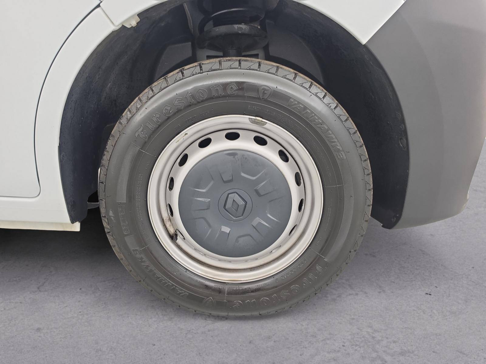 Vente en ligne Renault Master Fourgon MASTER FGN TRAC F3500 L3H3 BLUE DCI 135 au prix de 25 990 €