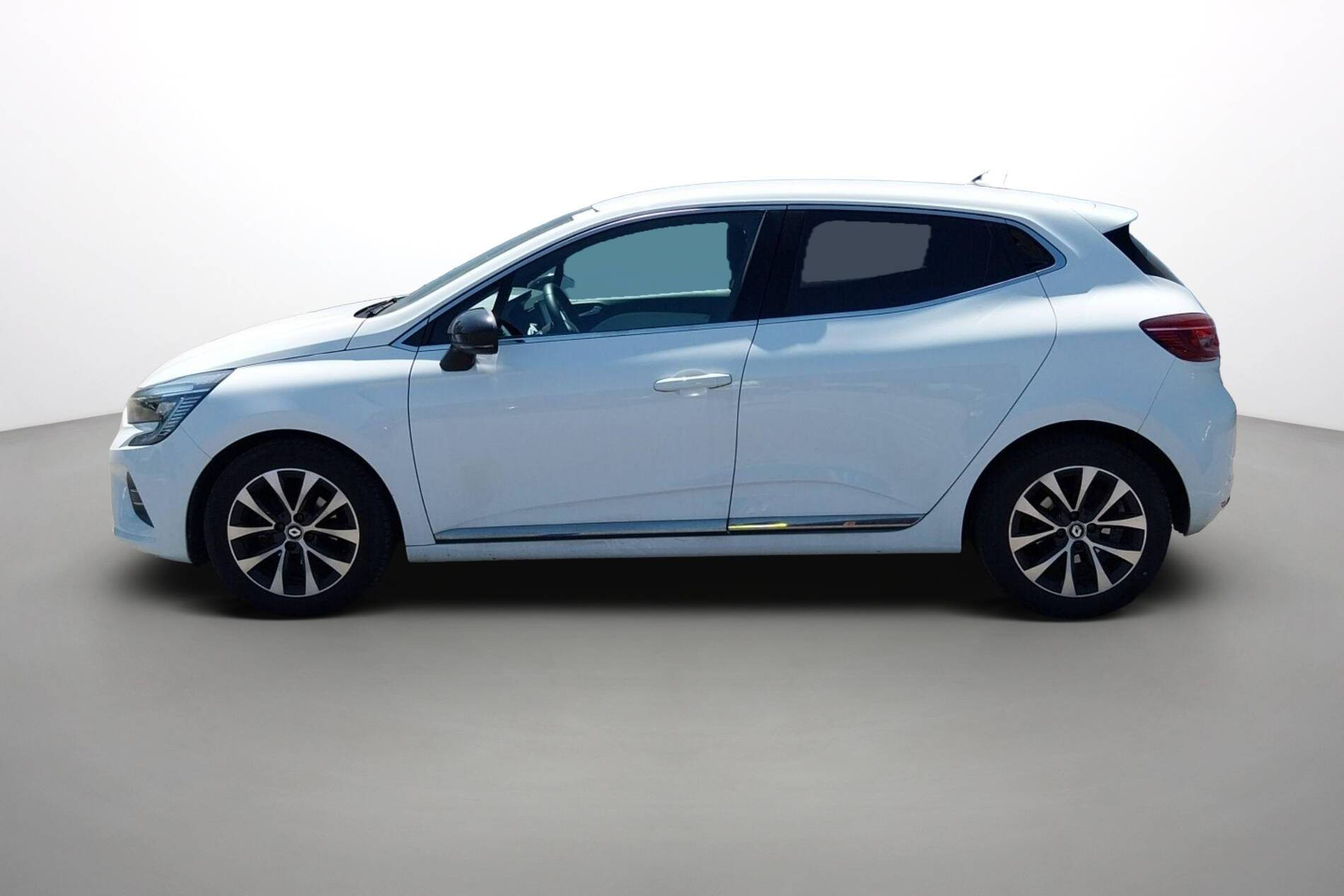 Vente en ligne Renault Clio 5 Clio TCe 90 au prix de 14 990 €