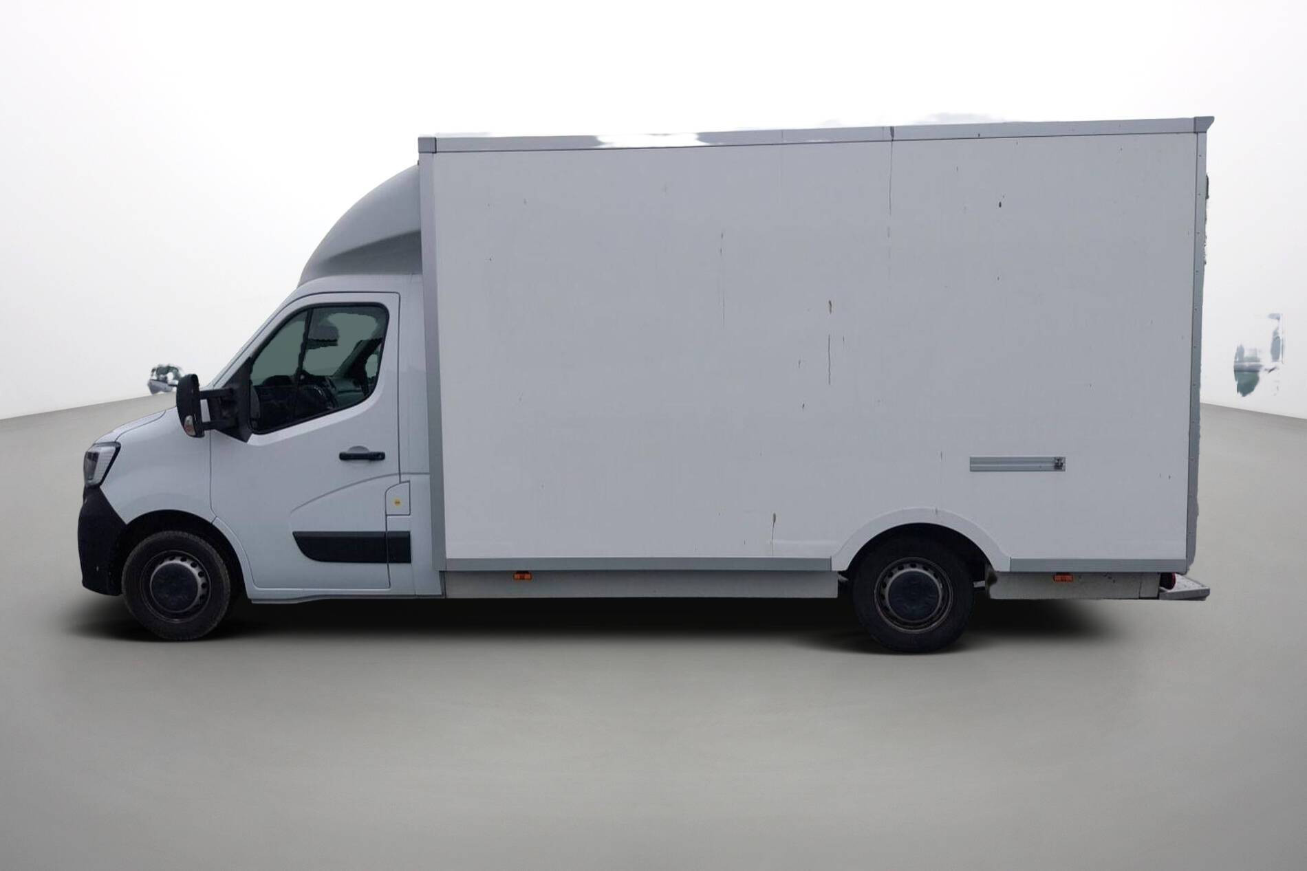 Vente en ligne Renault Master 3 Châssis Cabine MASTER PHC TRAC F3500 L3H1 BLUE DCI 145 EURO VI au prix de 30 990 €