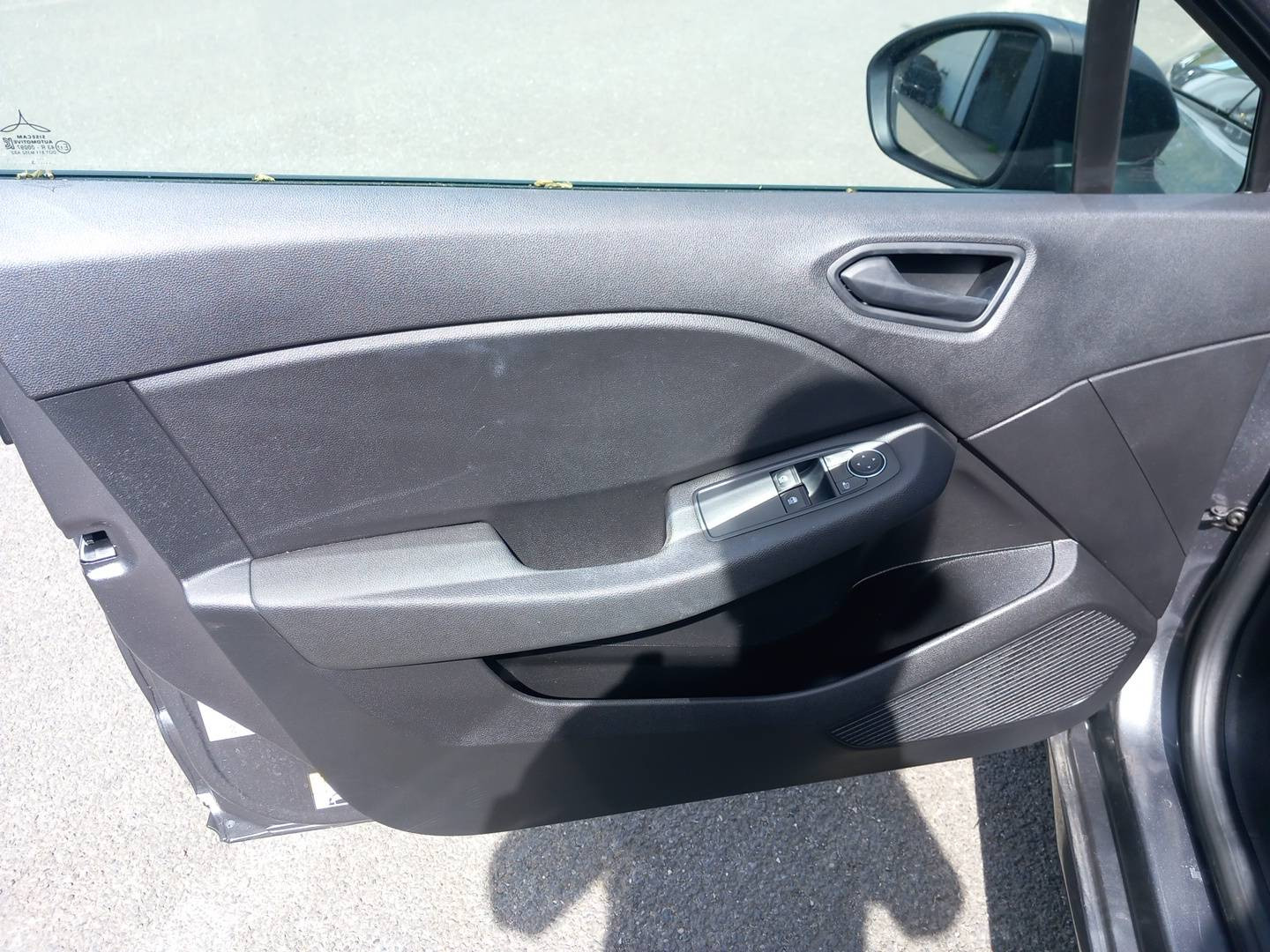 Vente en ligne Renault Clio 5 Clio SCe 65 au prix de 12 190 €