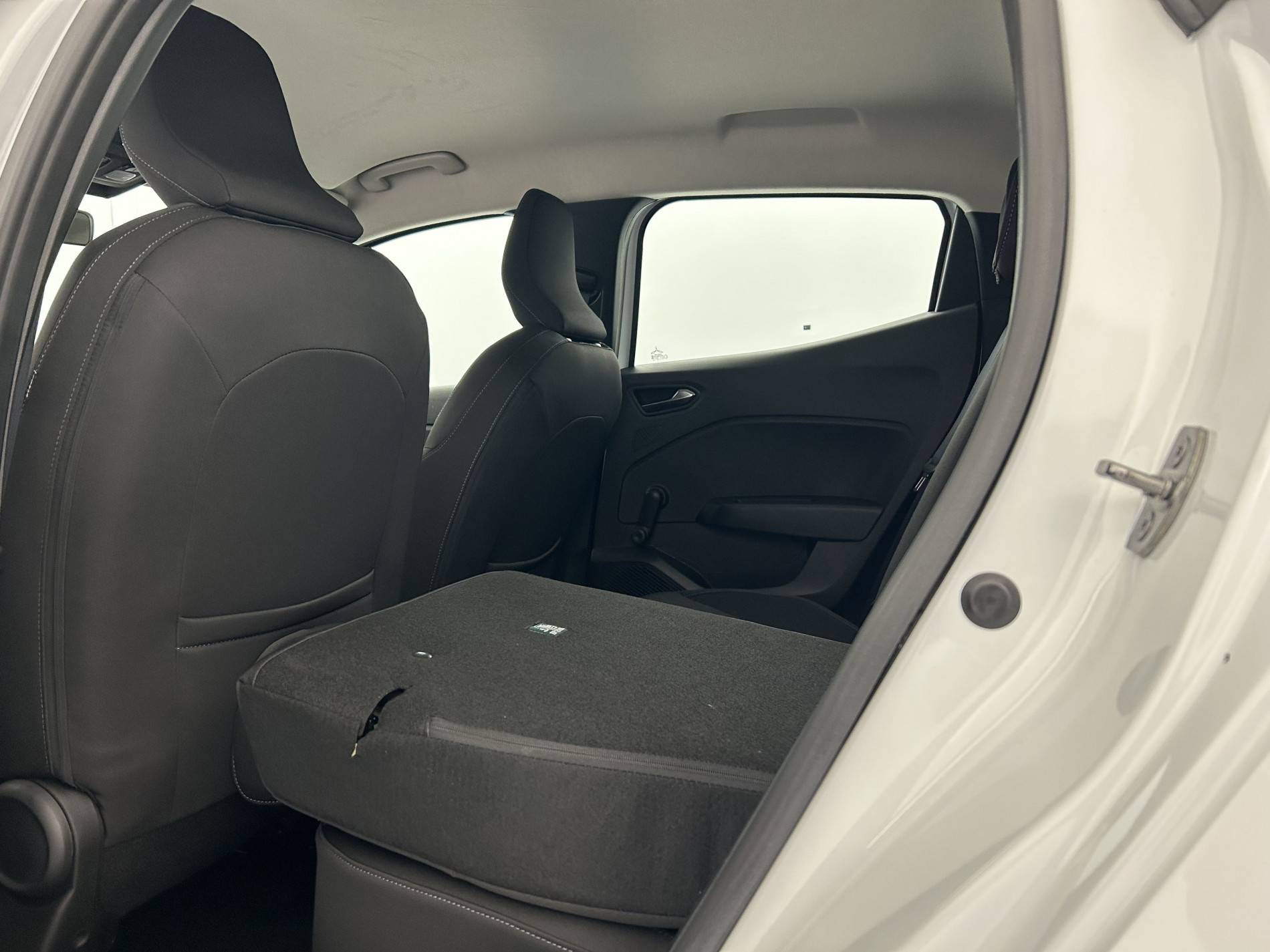 Vente en ligne Renault Clio 5 Clio TCe 90 au prix de 13 990 €