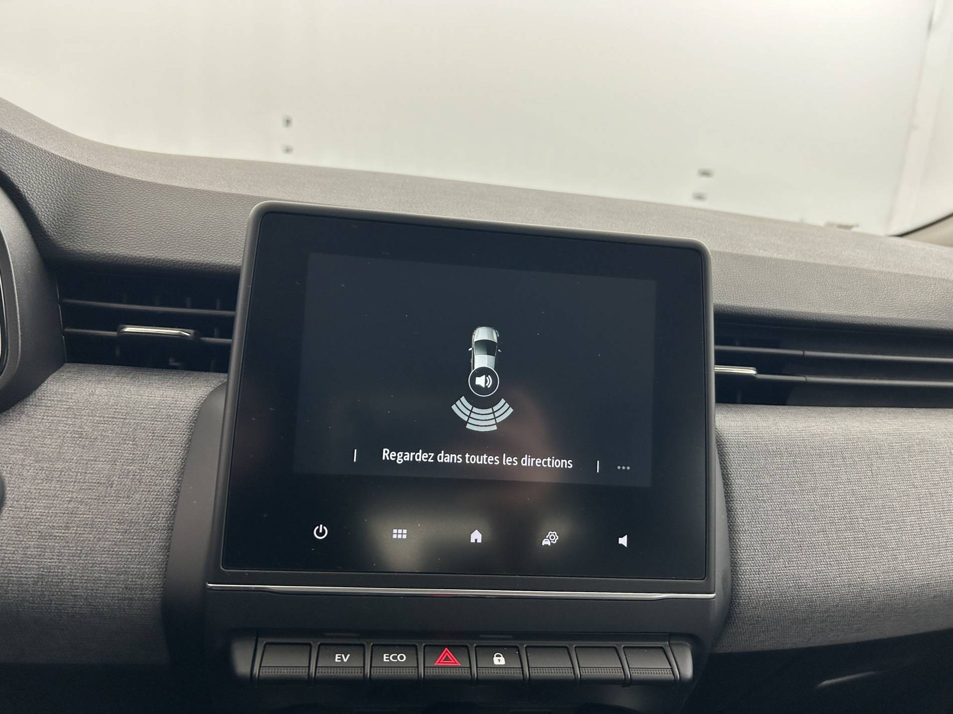 Vente en ligne Renault Clio 5 Clio E-Tech full hybrid 145 ch GSR2 au prix de 19 990 €