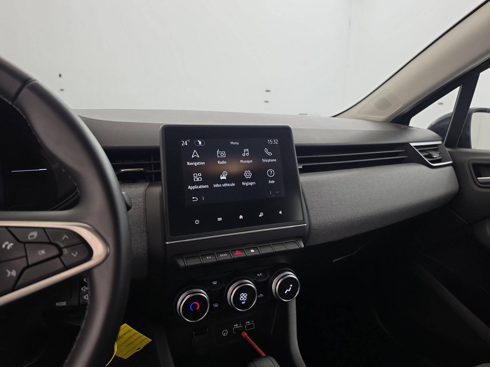 Vente en ligne Renault Clio 5 Clio E-Tech full hybrid 145 ch GSR2 au prix de 16 900 €