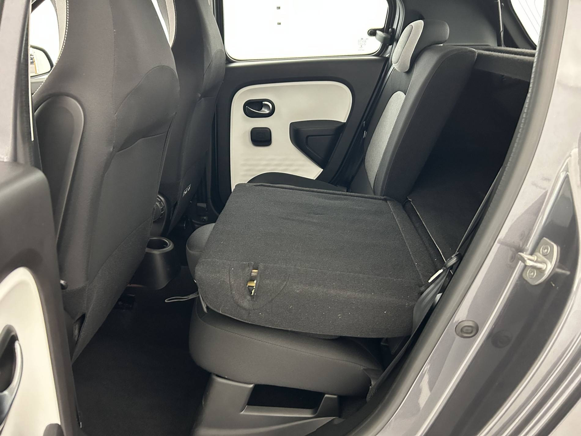 Vente en ligne Renault Twingo 3  SCe 75 - 20 au prix de 10 790 €