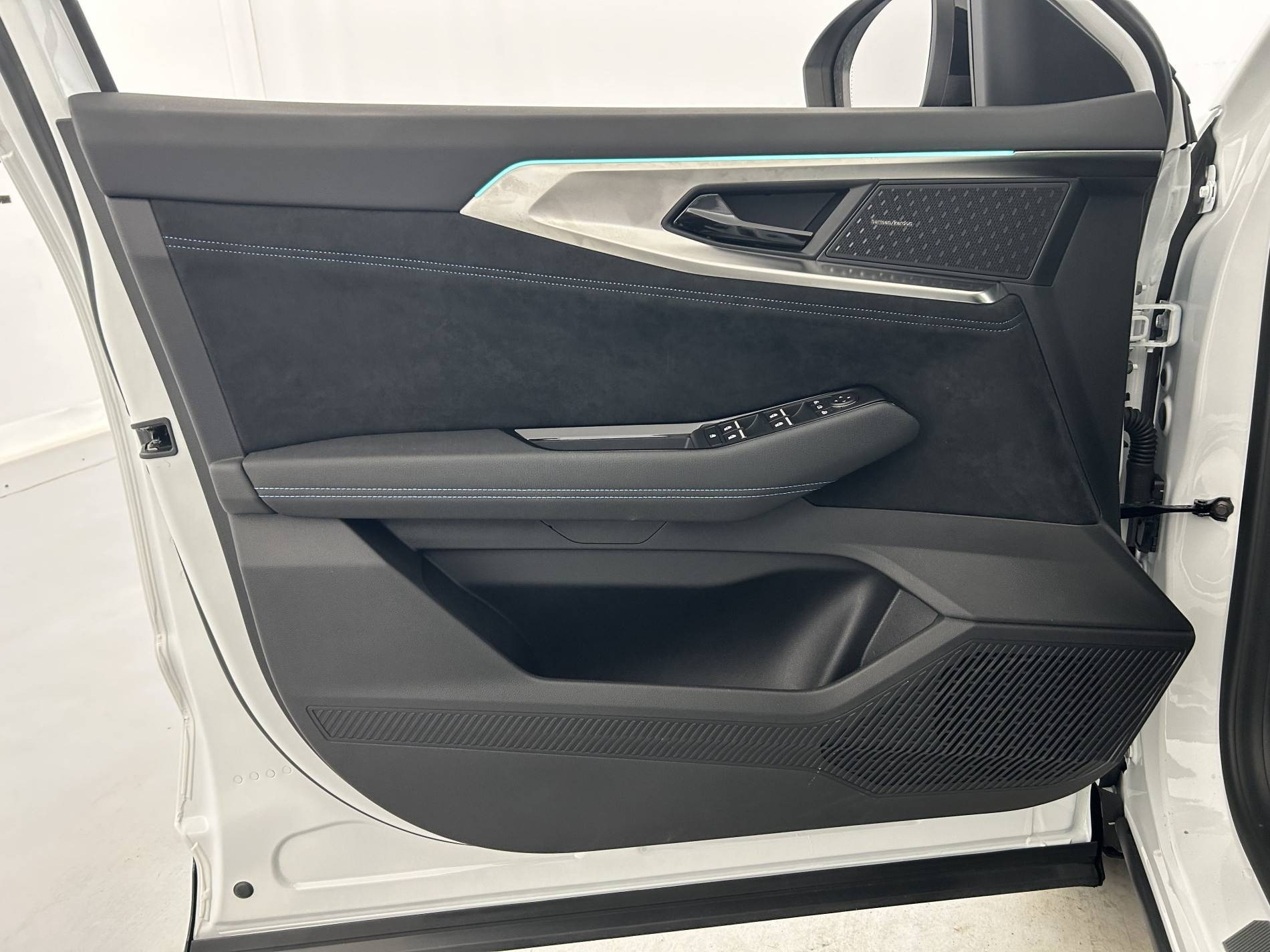 Vente en ligne Renault Austral  E-Tech full hybrid 200 GSR2 au prix de 35 990 €