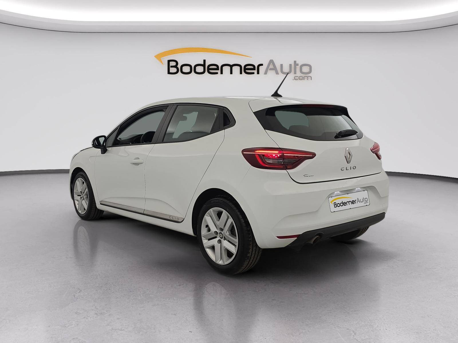 Vente en ligne Renault Clio 5 Clio SCe 65 - 21N au prix de 11 790 €