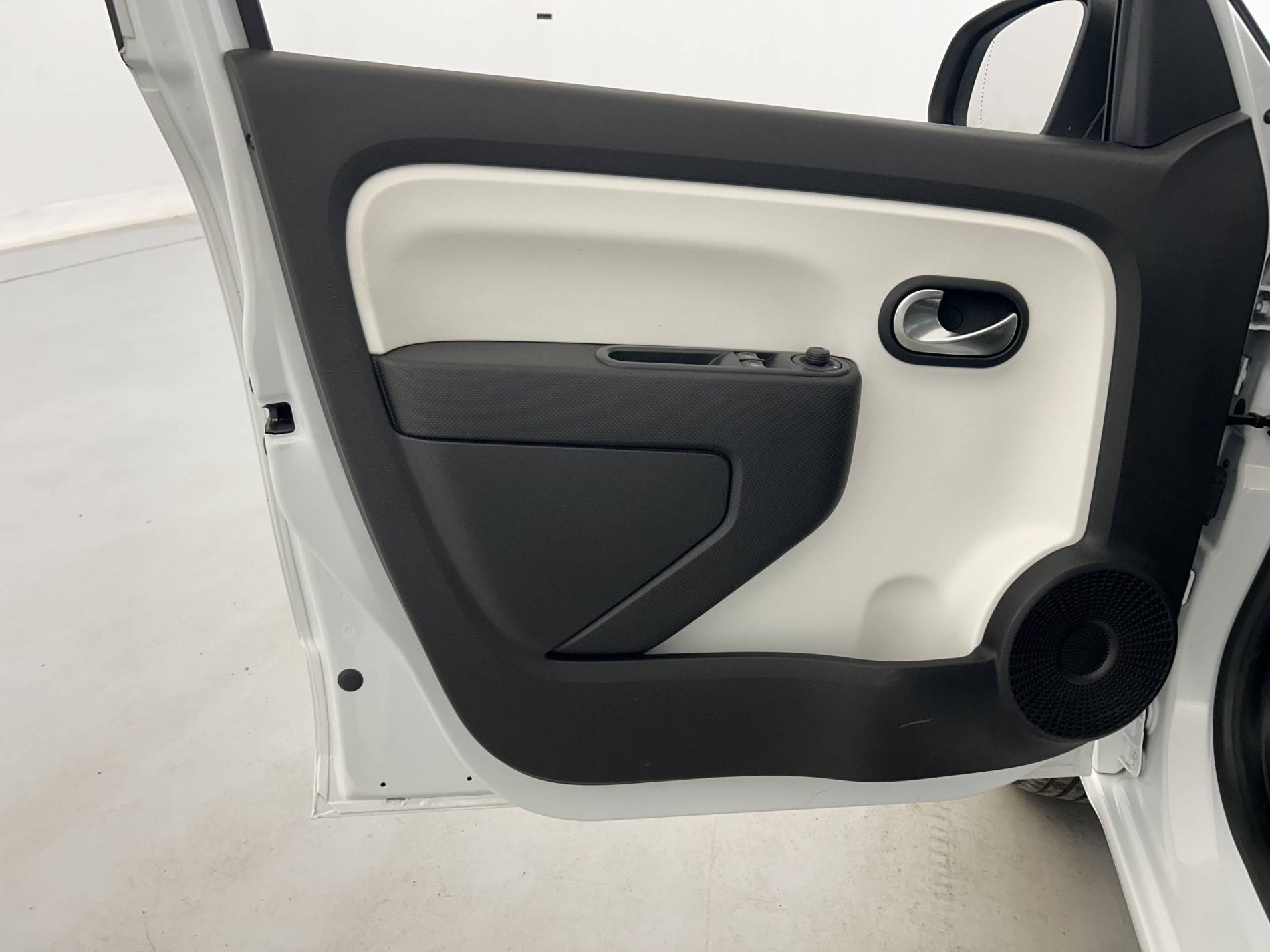 Vente en ligne Renault Twingo 3  SCe 65 au prix de 12 291 €